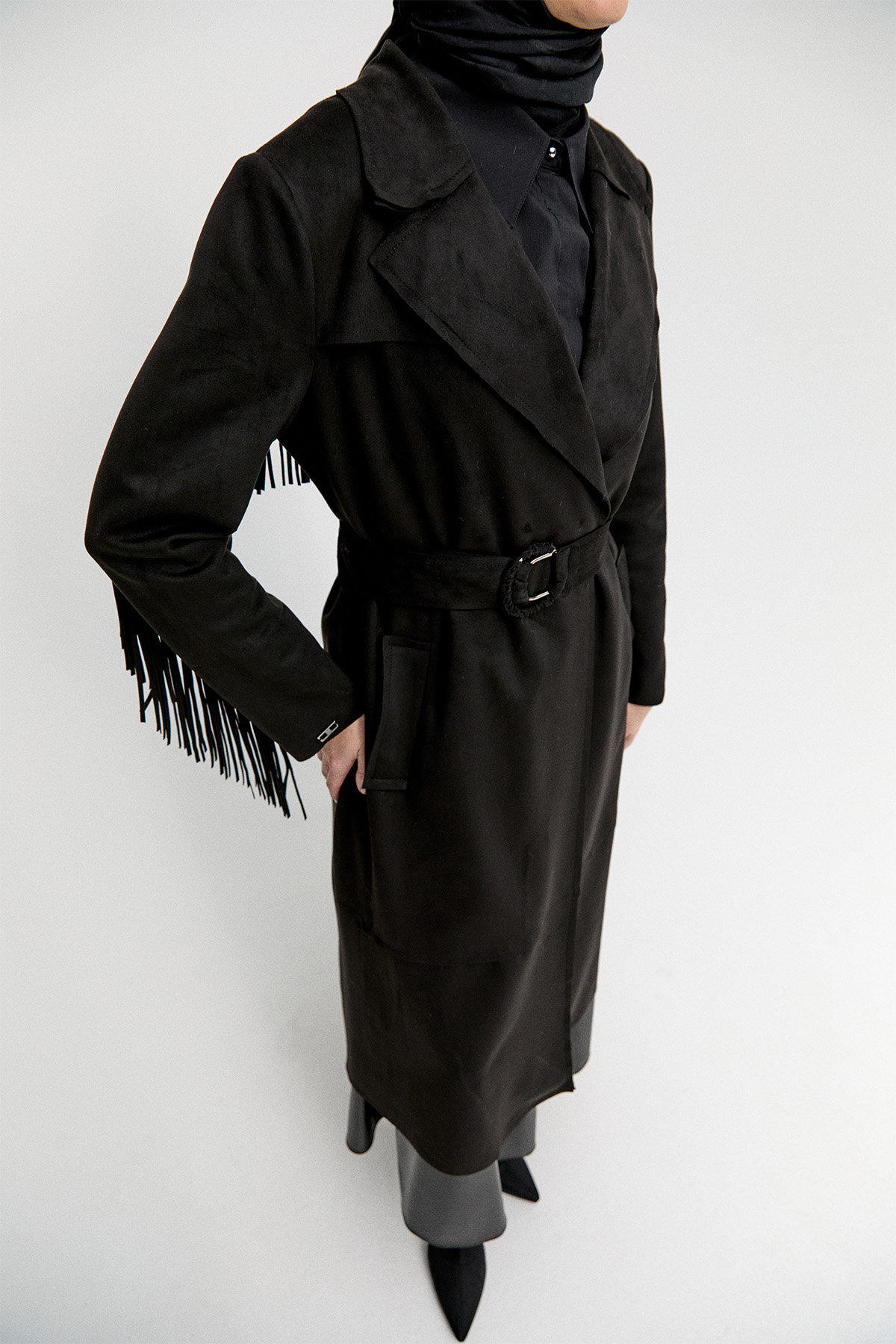 Püskül Detaylı Süet Dokulu Kap, Tesettür Giyim