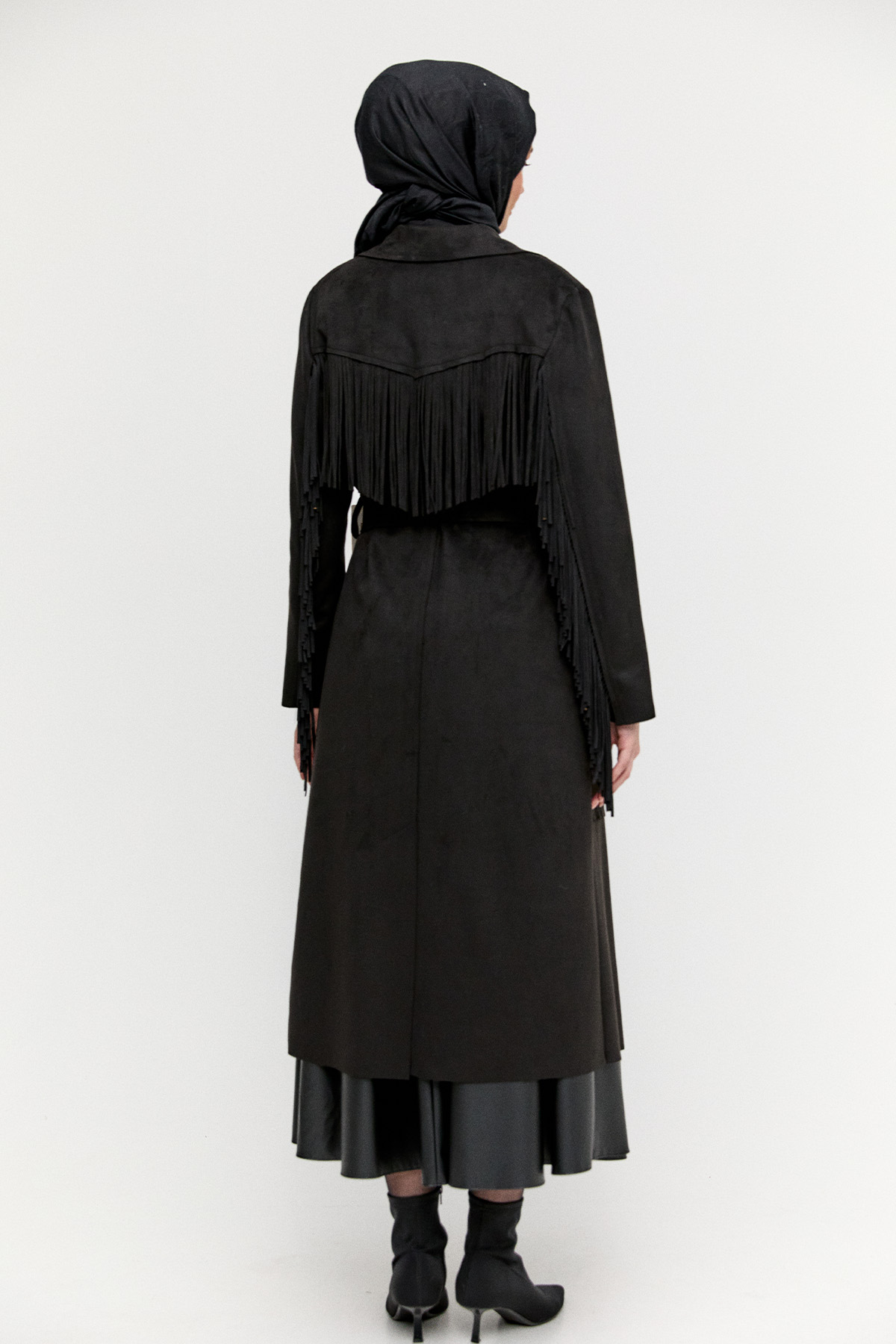 Püskül Detaylı Süet Dokulu Kap, Tesettür Giyim