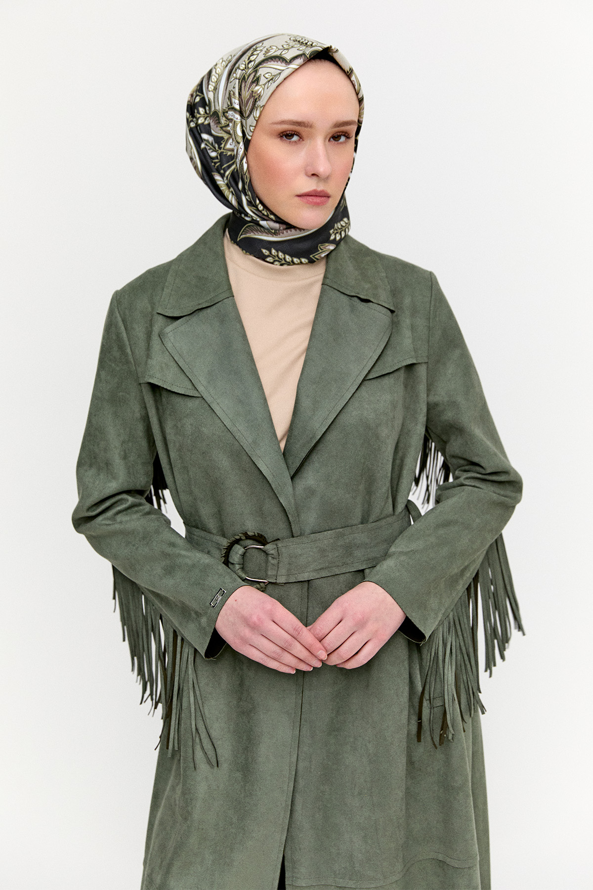 Püskül Detaylı Süet Dokulu Kap, Tesettür Giyim