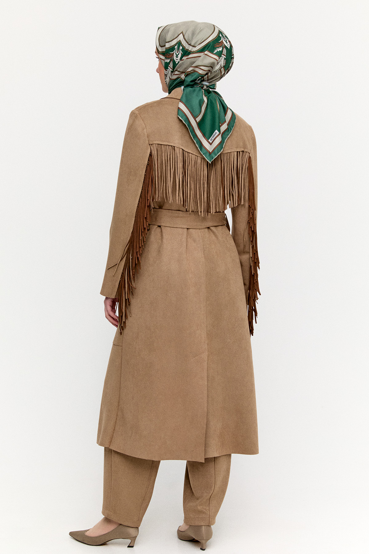 Püskül Detaylı Süet Dokulu Kap, Tesettür Giyim