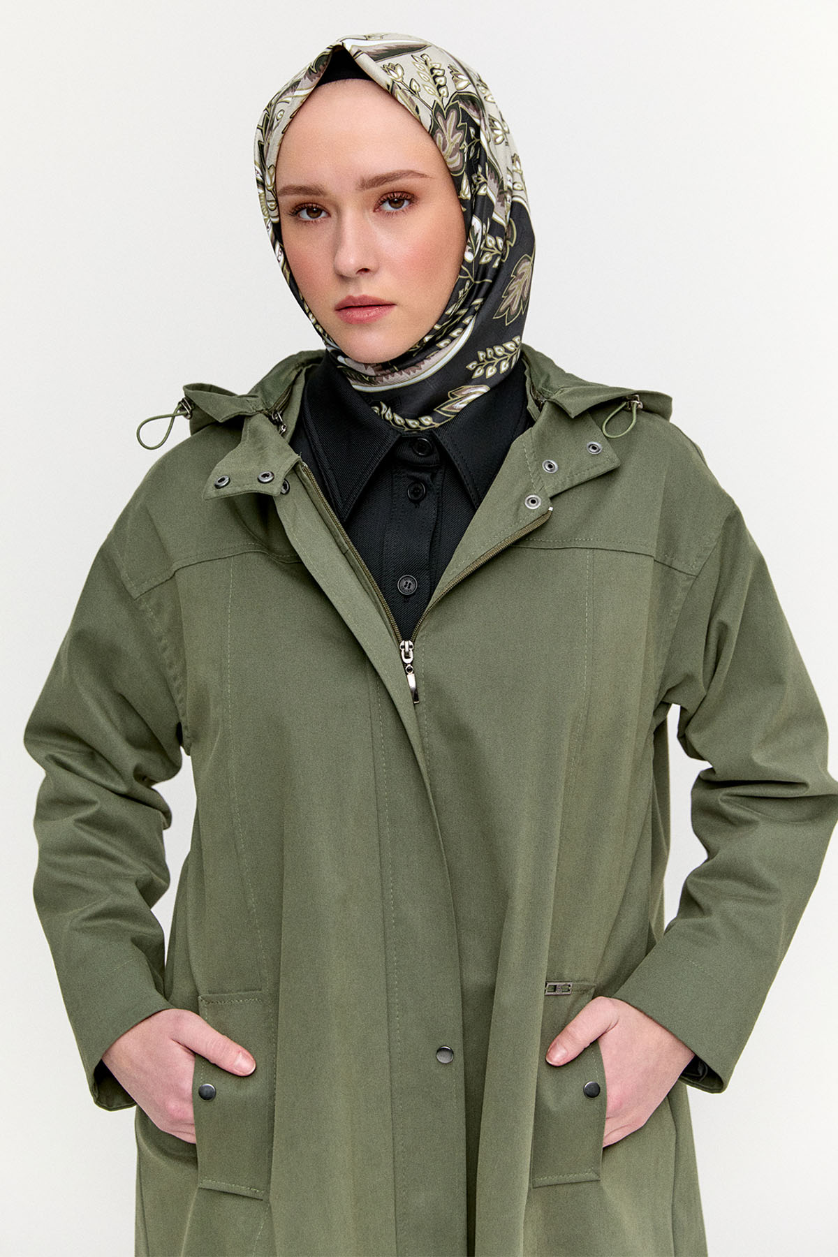 Fermuarlı Kapüşonlu Uzun Kap, Tesettür Giyim