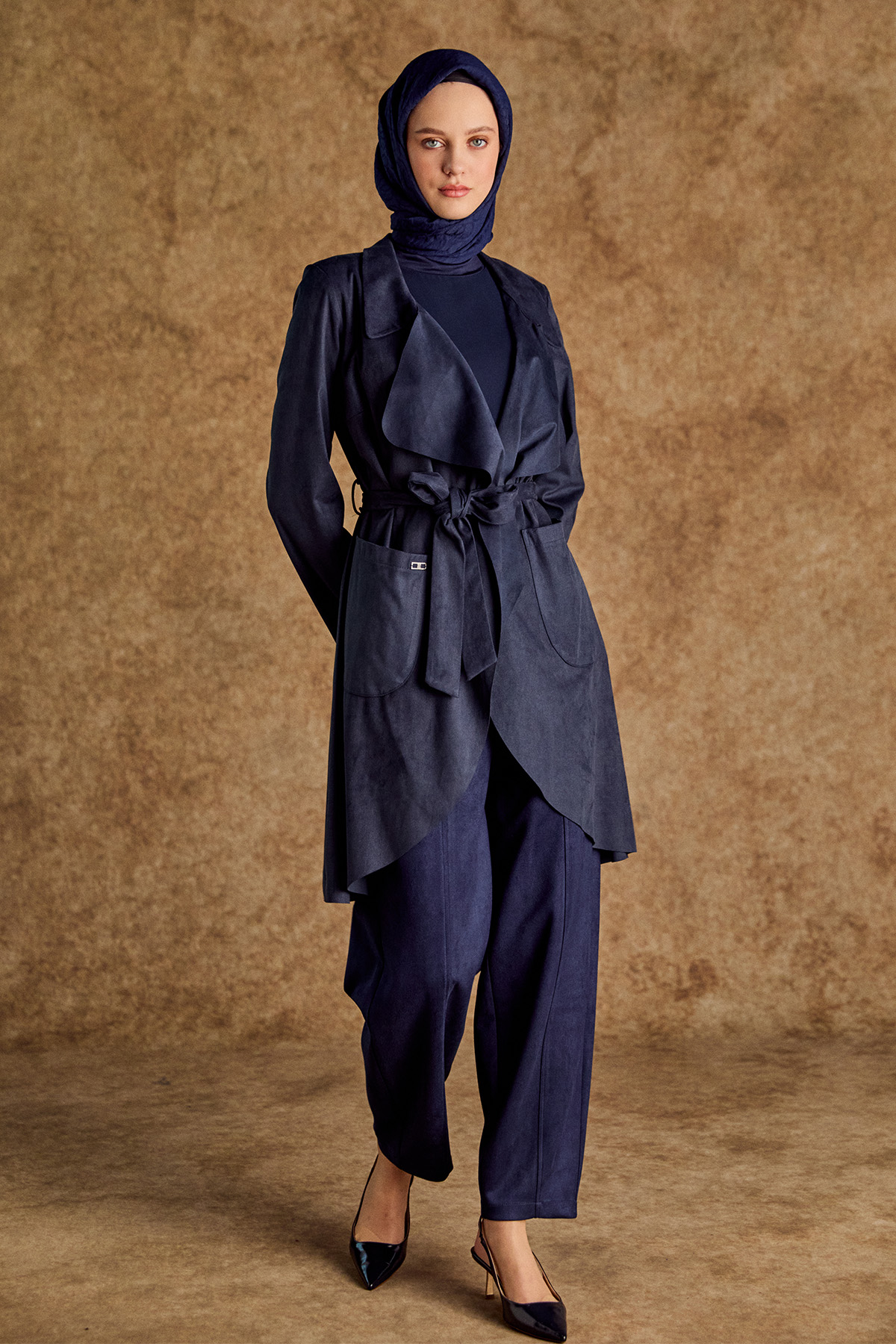 Ceket Yakalı Süet Görünümlü Kap