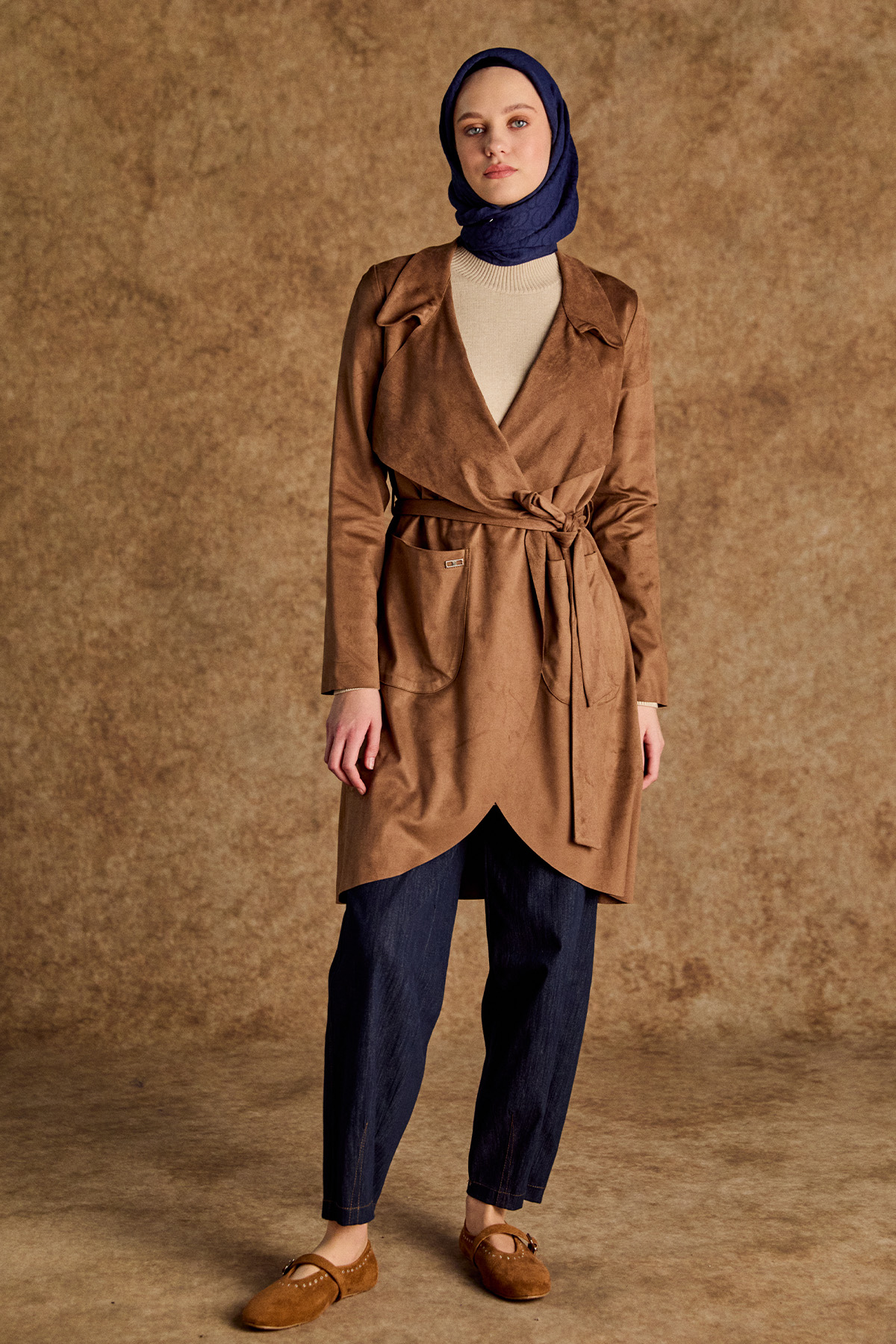 Ceket Yakalı Süet Görünümlü Kap