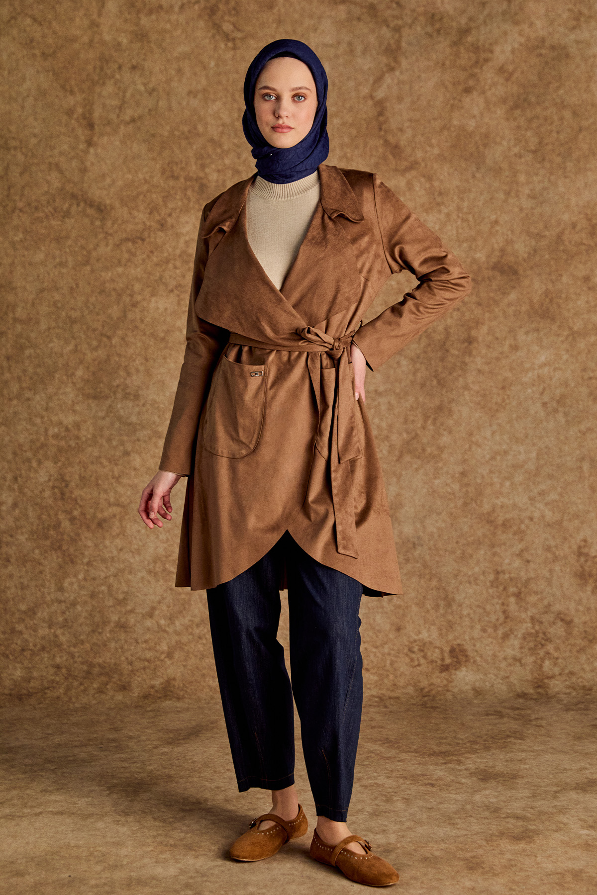 Ceket Yakalı Süet Görünümlü Kap