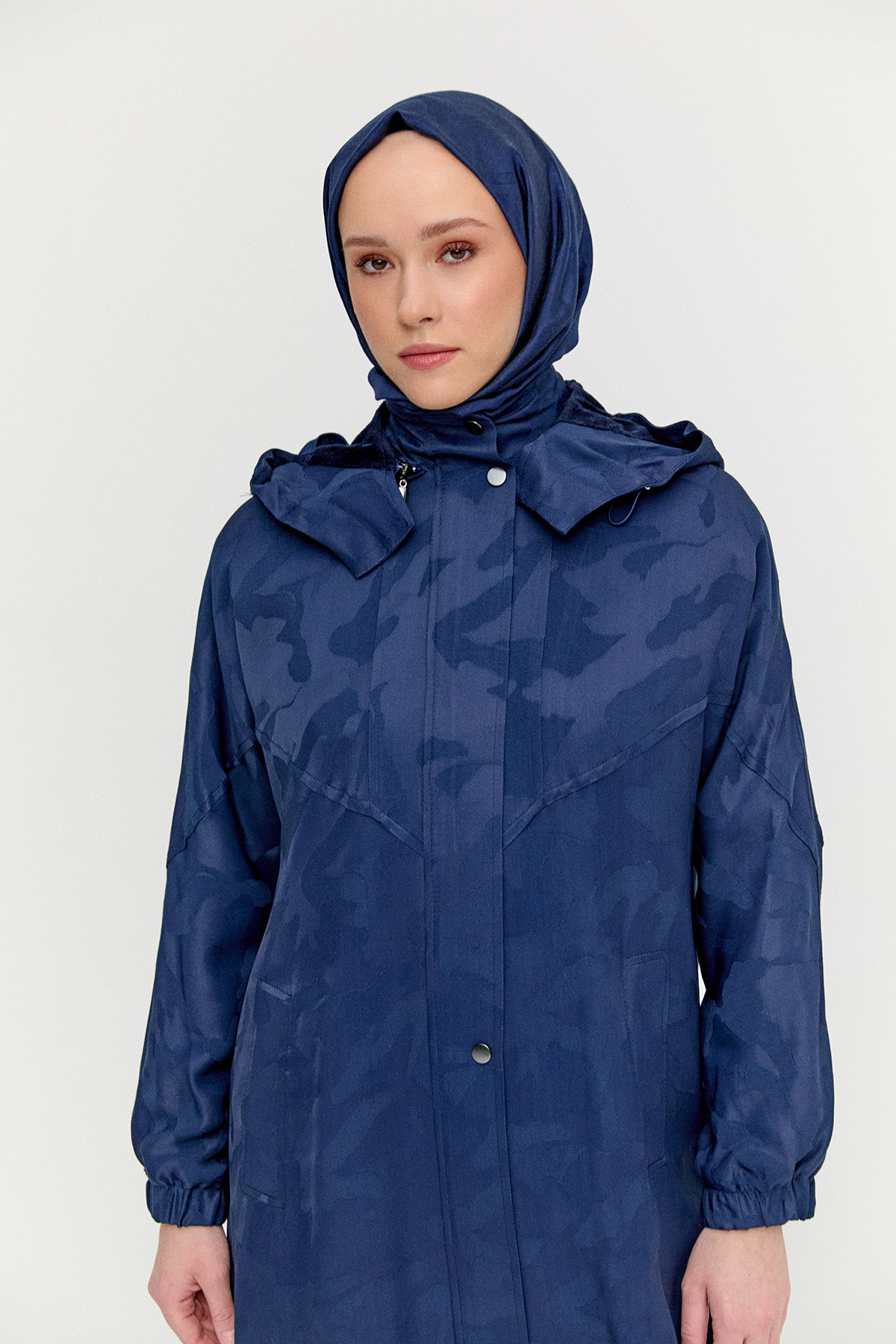 Kapüşonlu Jakarlı Peluş Astarlı Kap, Tesettür Giyim