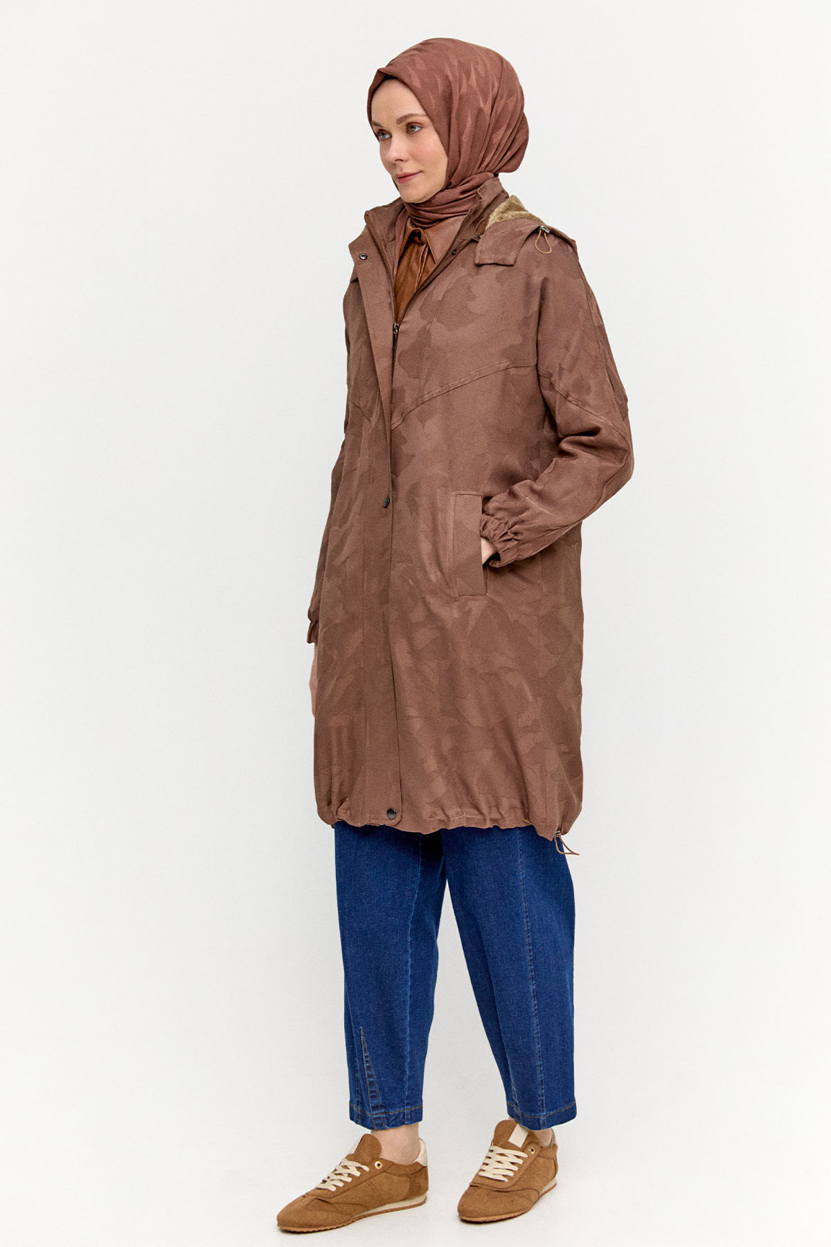 Kapüşonlu Jakarlı Peluş Astarlı Kap, Tesettür Giyim