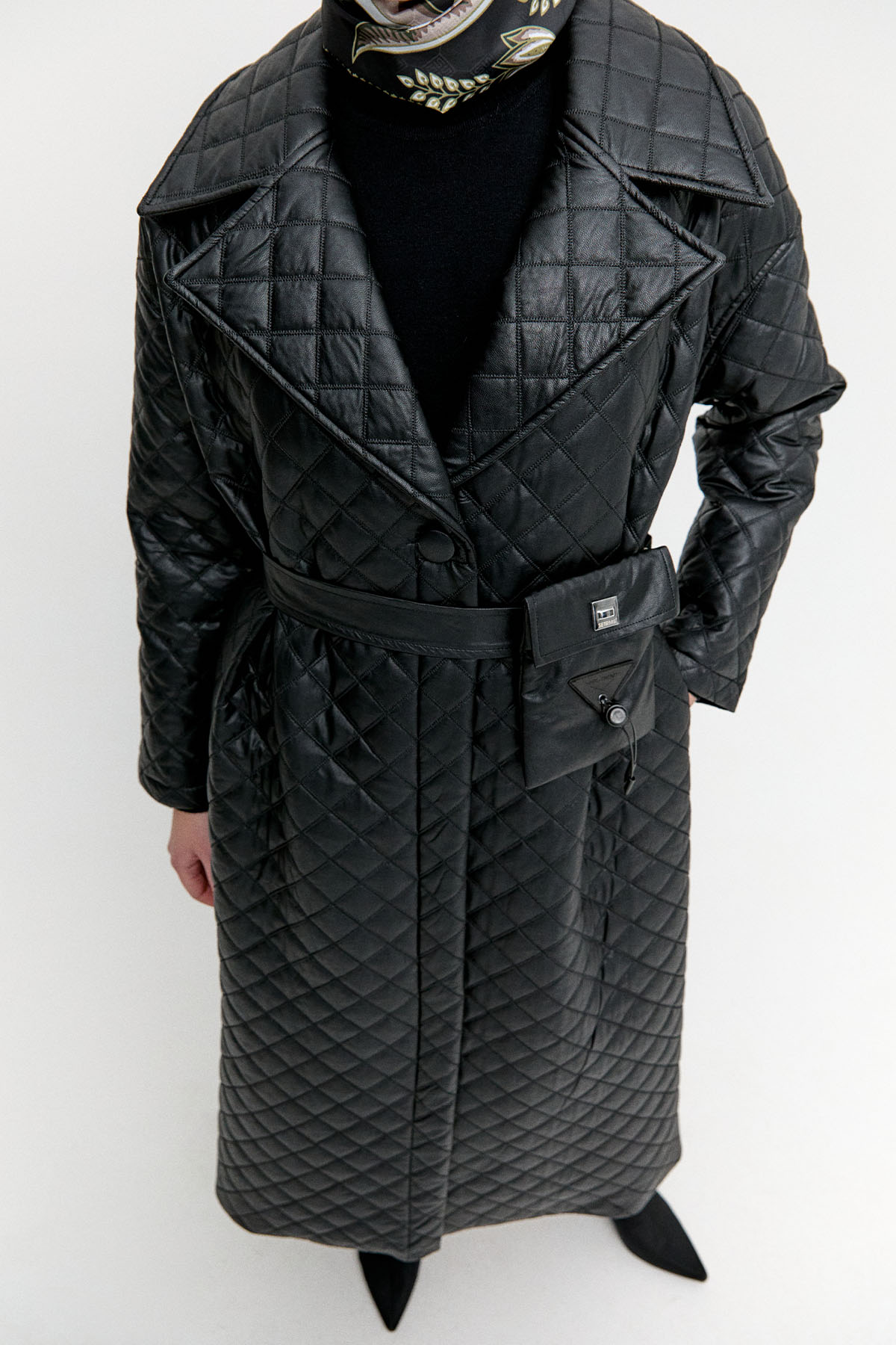 Kemeri Çantalı Kapitone Kaban, Tesettür Giyim