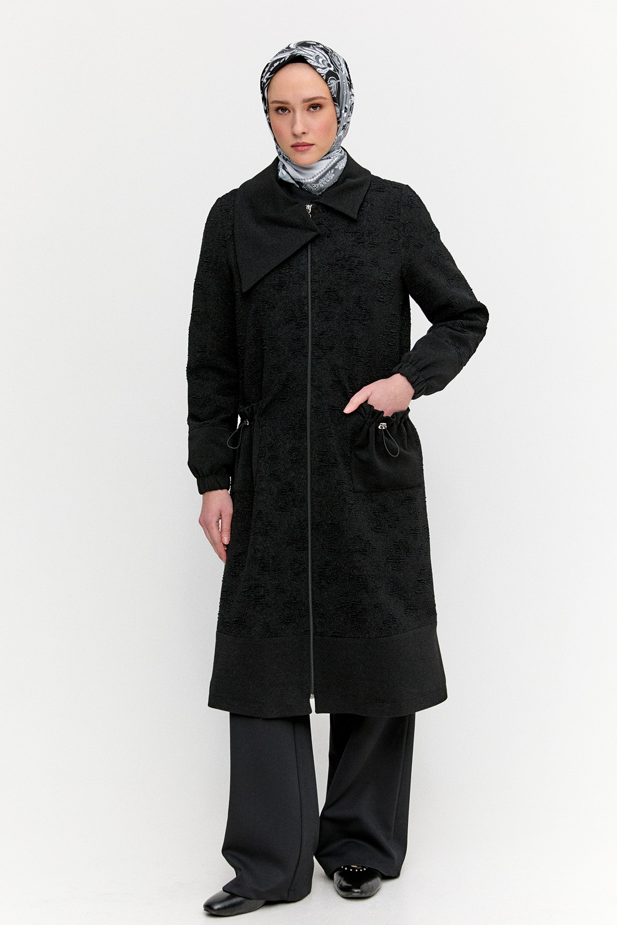 Dokulu Fermuarlı Örme Kap, Tesettür Giyim