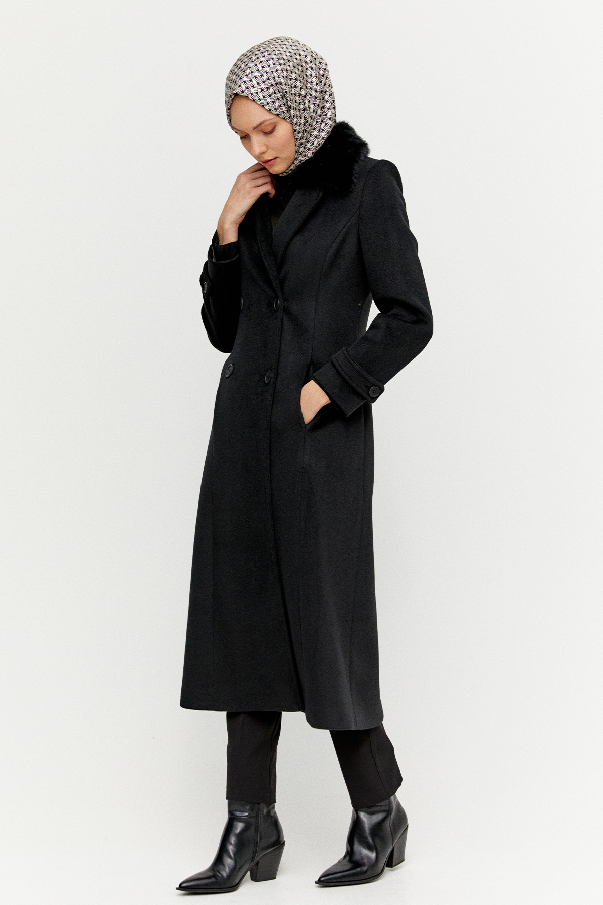 Suni Kürk Detaylı Kruvaze Kaşe Manto