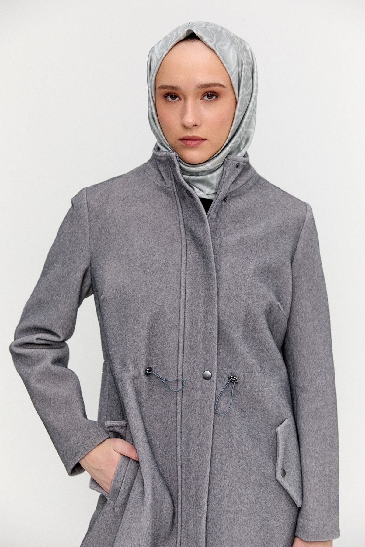 Stoperli Fermuarlı Kaşe Kaban, Tesettür Giyim