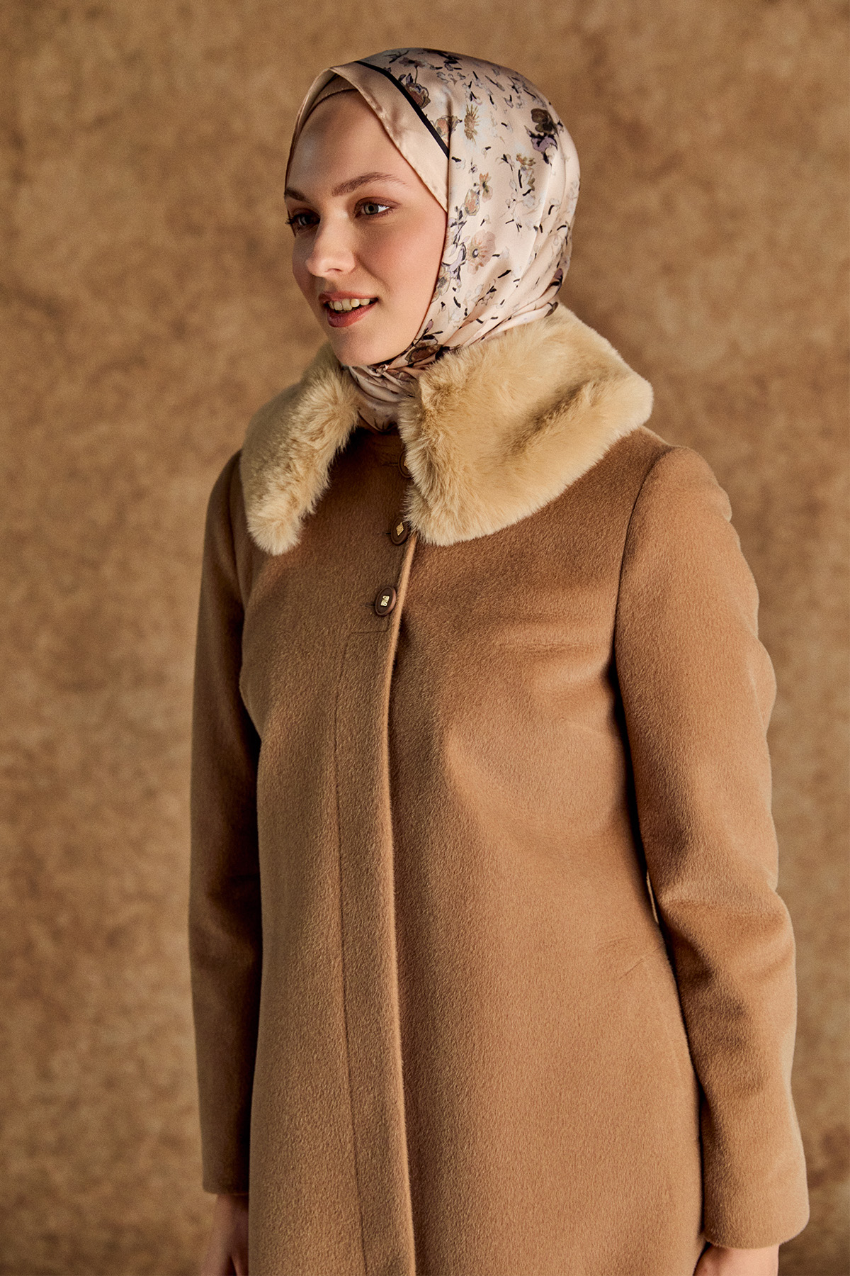 Çıkarılabilir Kürklü Kaşe Kaban