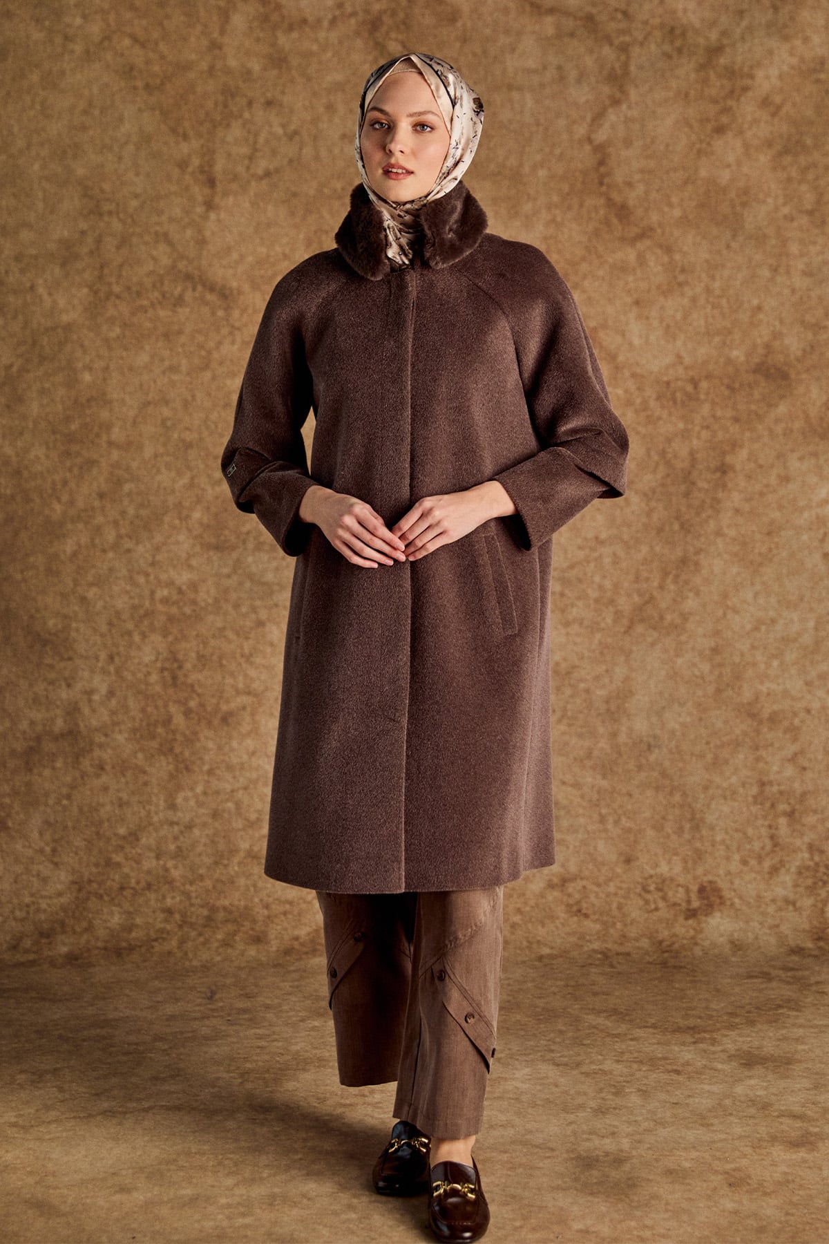 Seyyar Suni Kürklü Büyük Beden Kaban