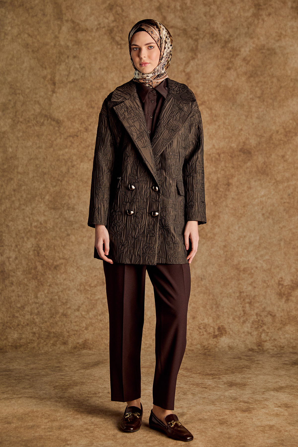 Çiçek Desenli Kruvaze Oversize Kap