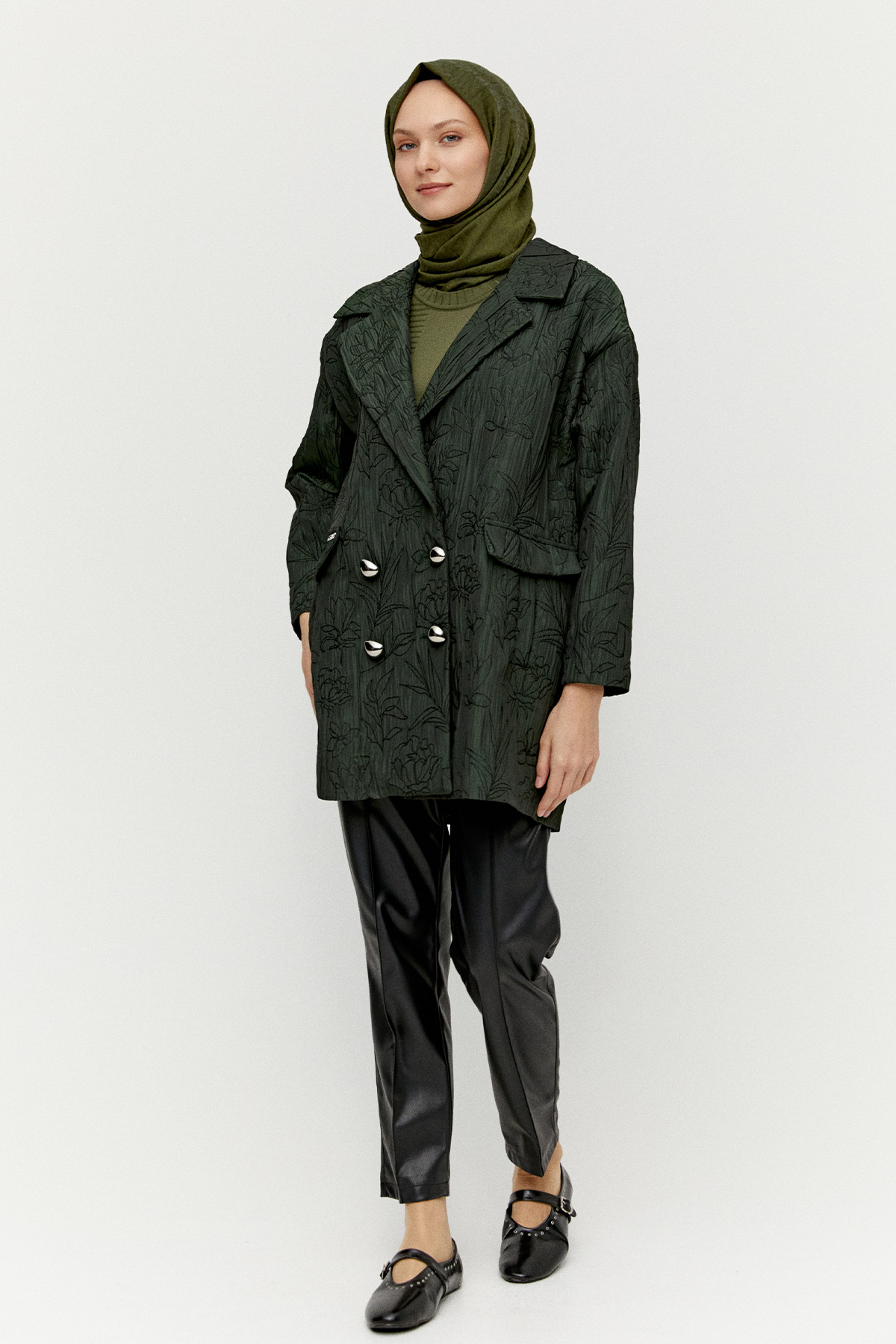 Çiçek Desenli Kruvaze Oversize Kap