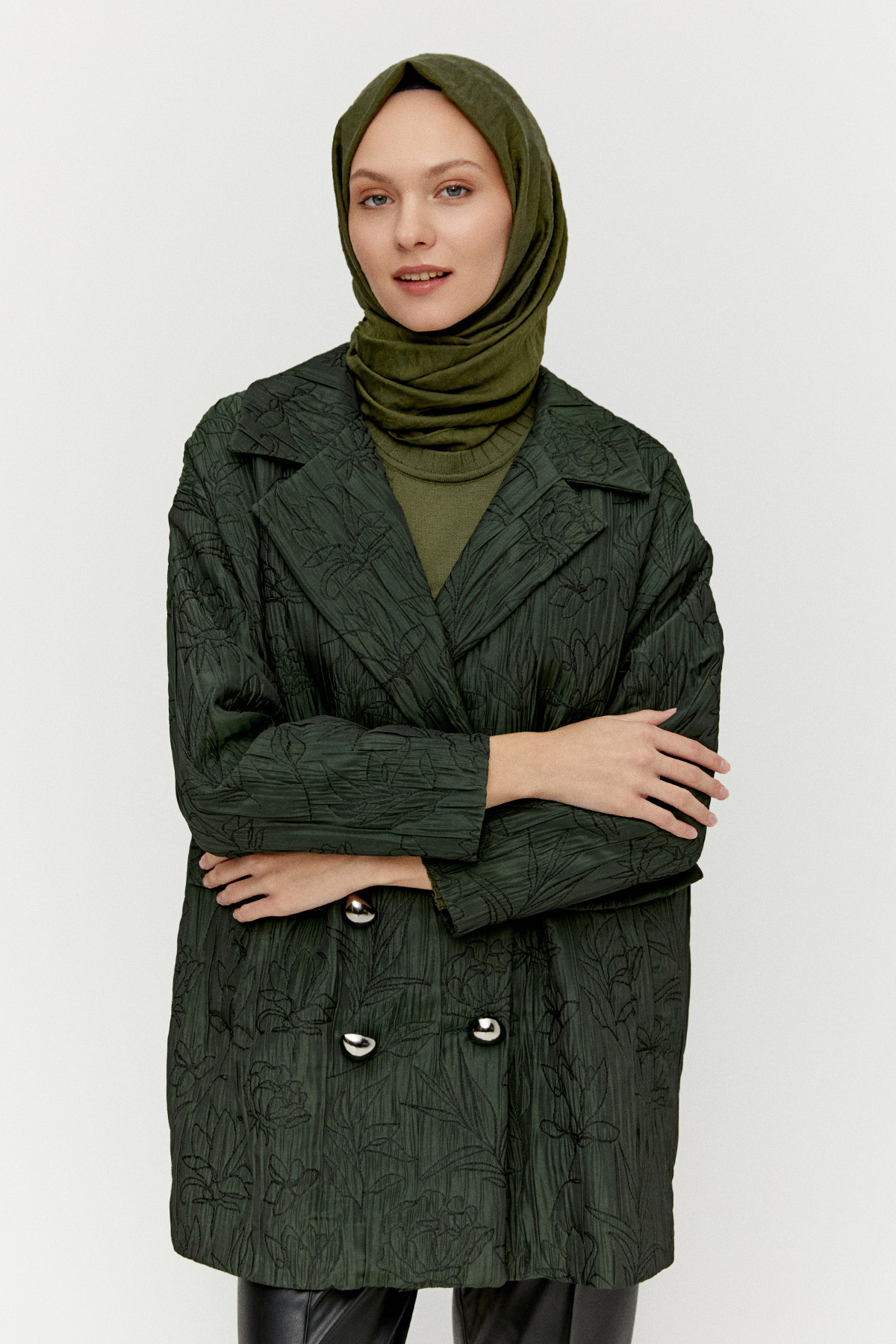 Çiçek Desenli Kruvaze Oversize Kap