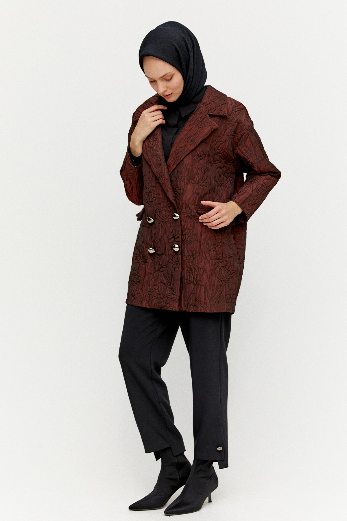 Çiçek Desenli Kruvaze Oversize Kap