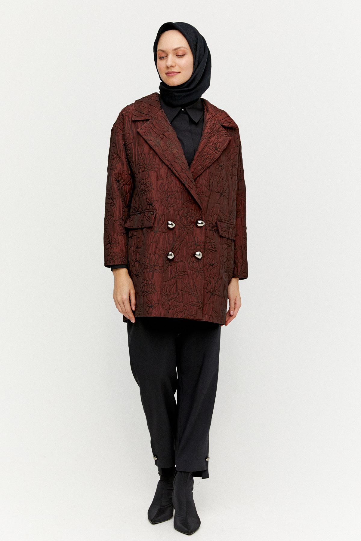 Çiçek Desenli Kruvaze Oversize Kap