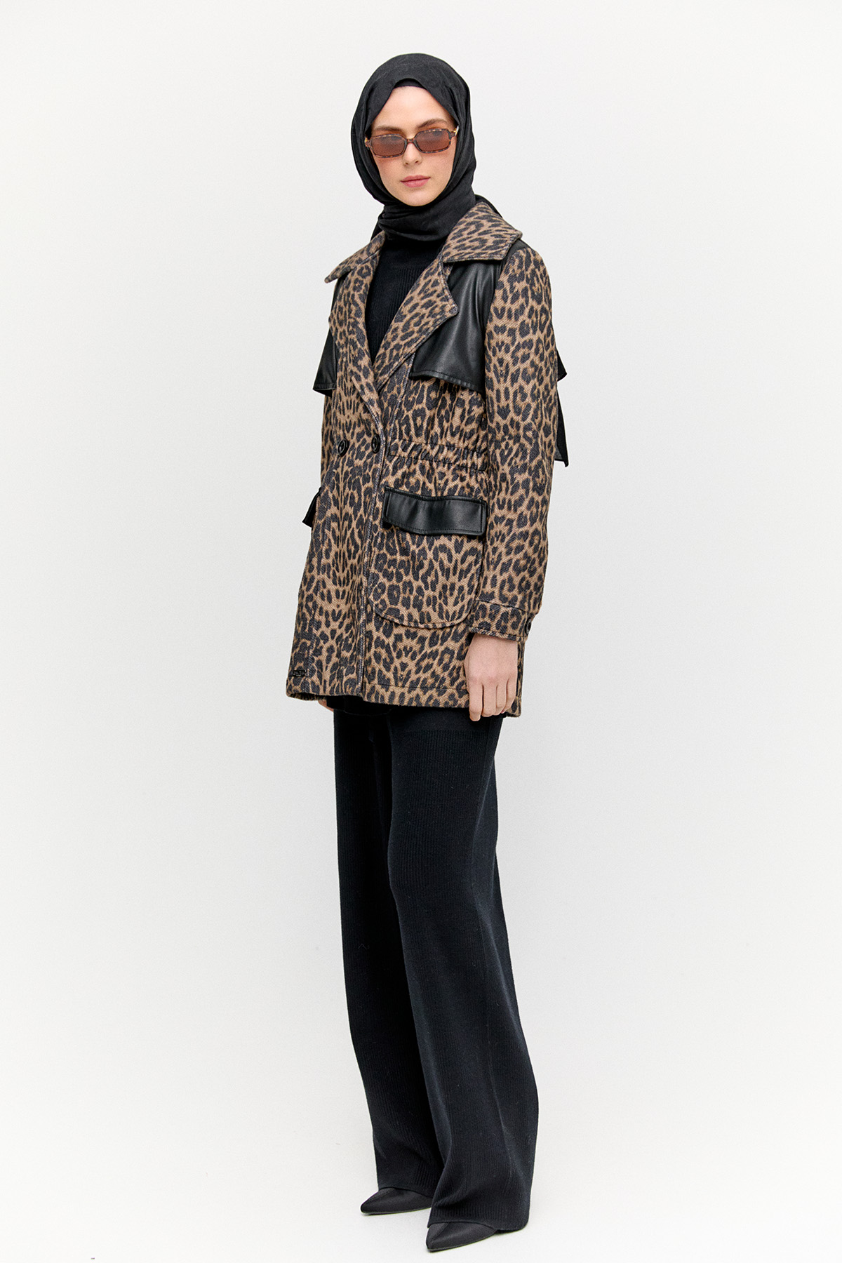 Suni Deri Kombinli Leopar Kaban, Tesettür Giyim