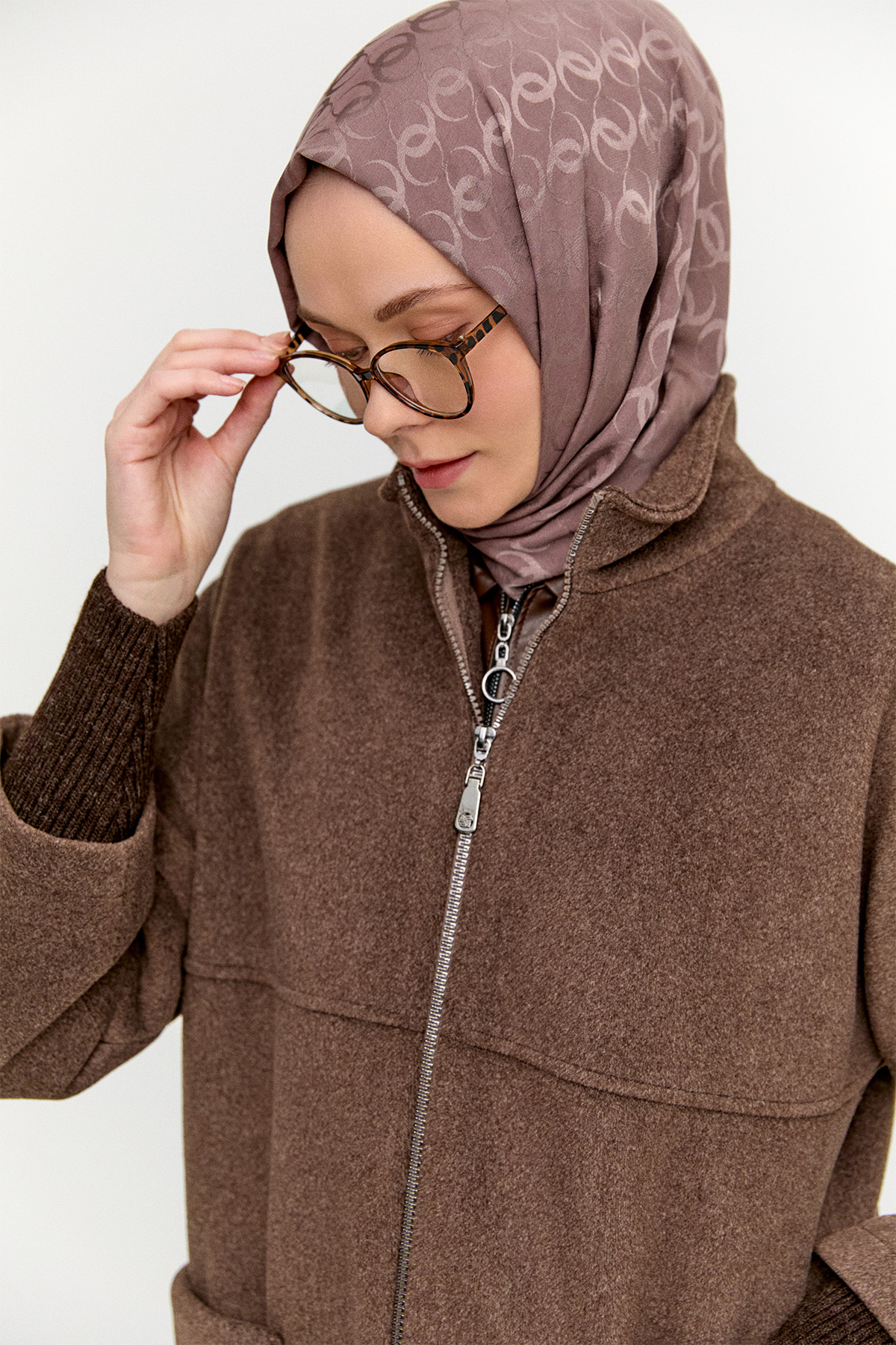 Yüksek Yakalı Kaşe Kaban, Tesettür Giyim