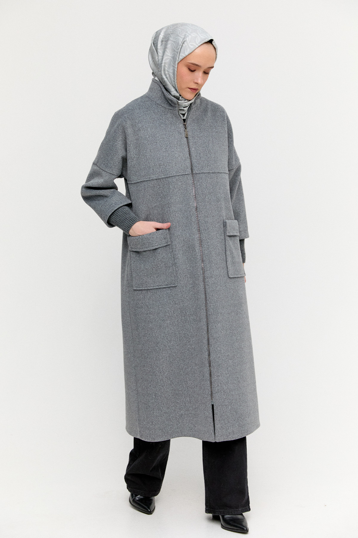 Yüksek Yakalı Kaşe Kaban, Tesettür Giyim