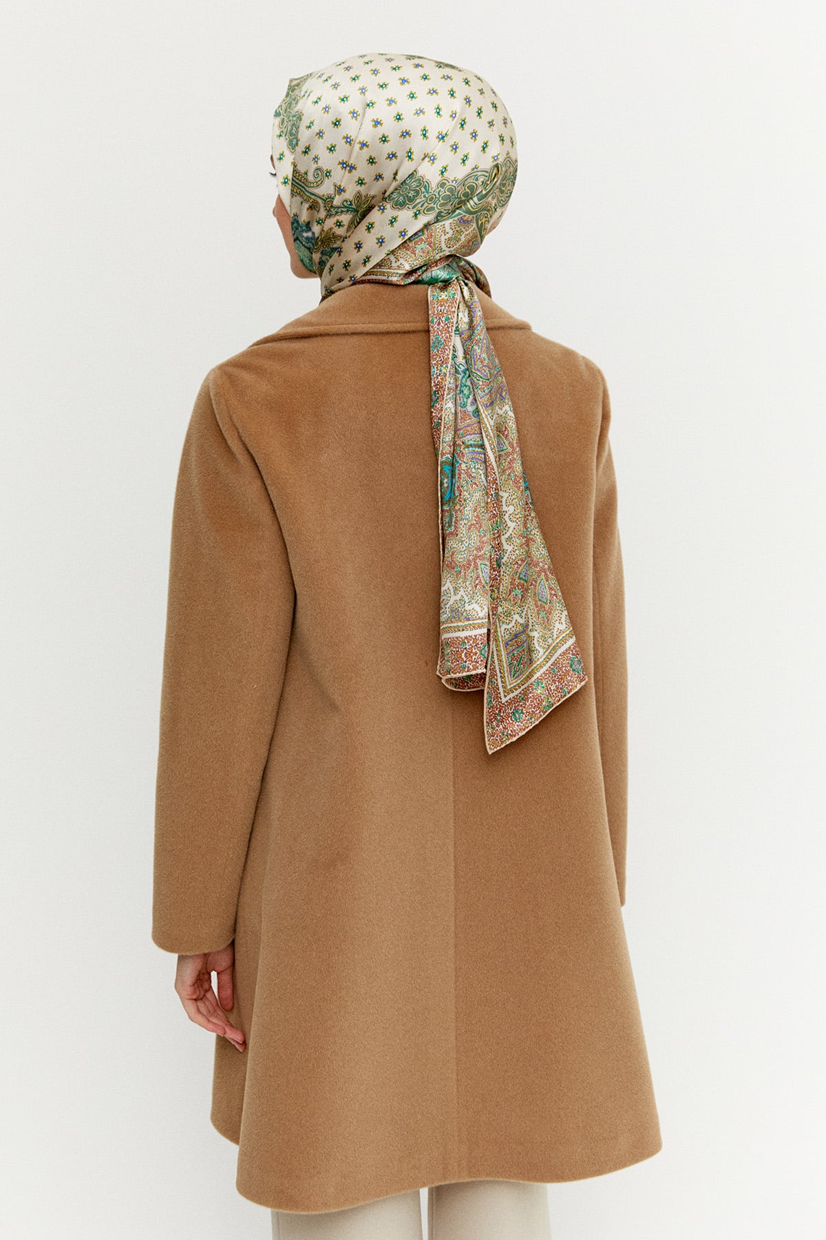 Melanjlı Kaşe Kaban Büyük Beden, Tesettür Giyim