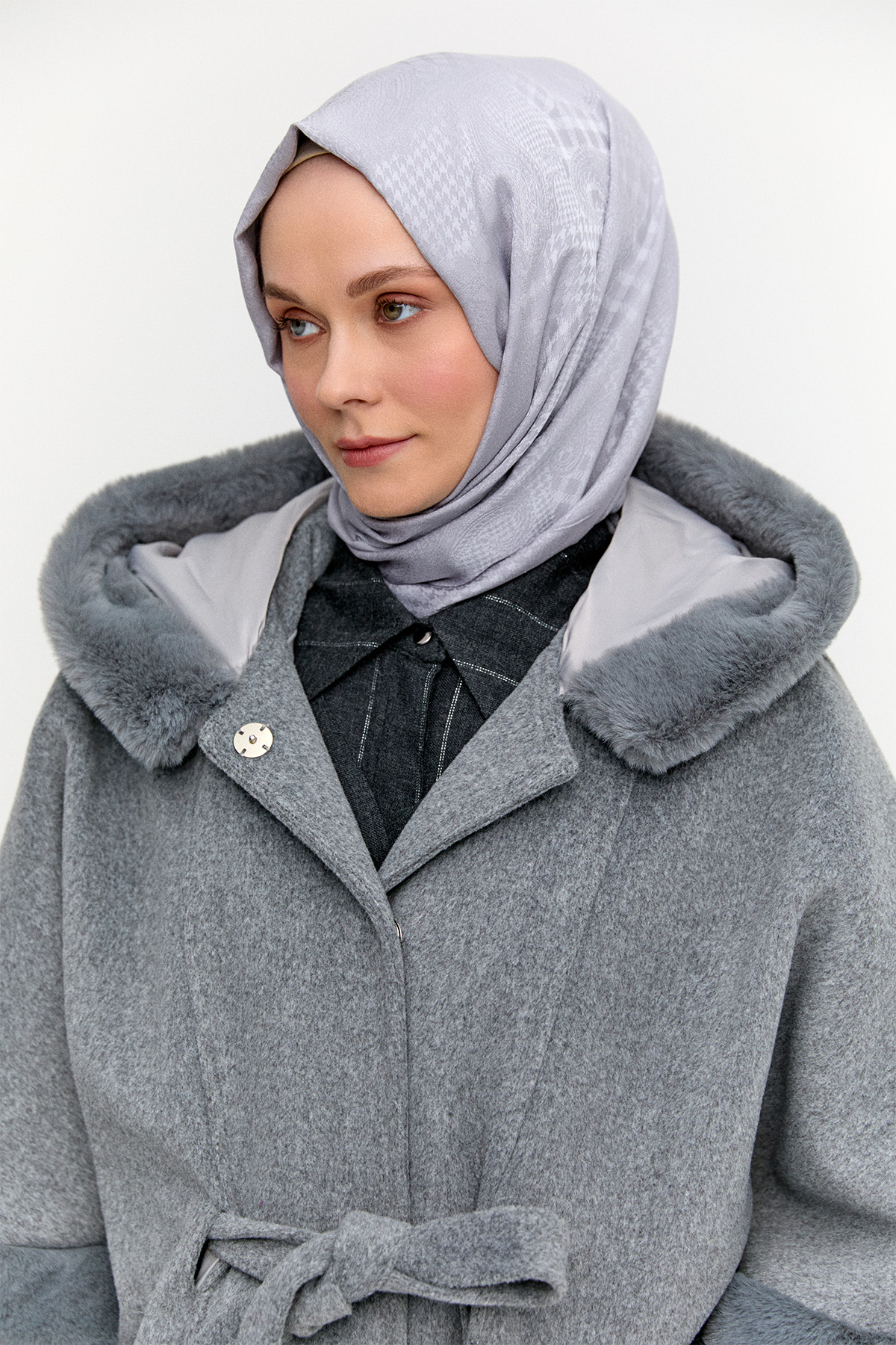 Kapüşonlu Kuşaklı Kaşe Kaban, Tesettür Giyim