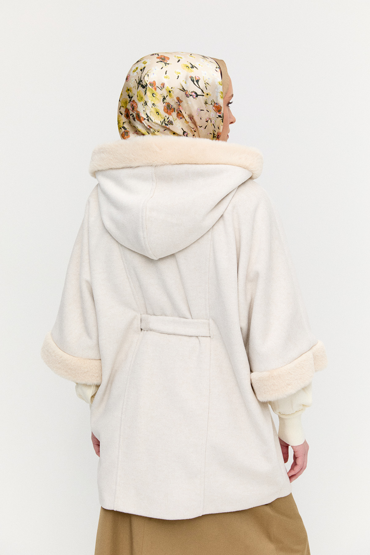 Kapüşonlu Kuşaklı Kaşe Kaban, Tesettür Giyim