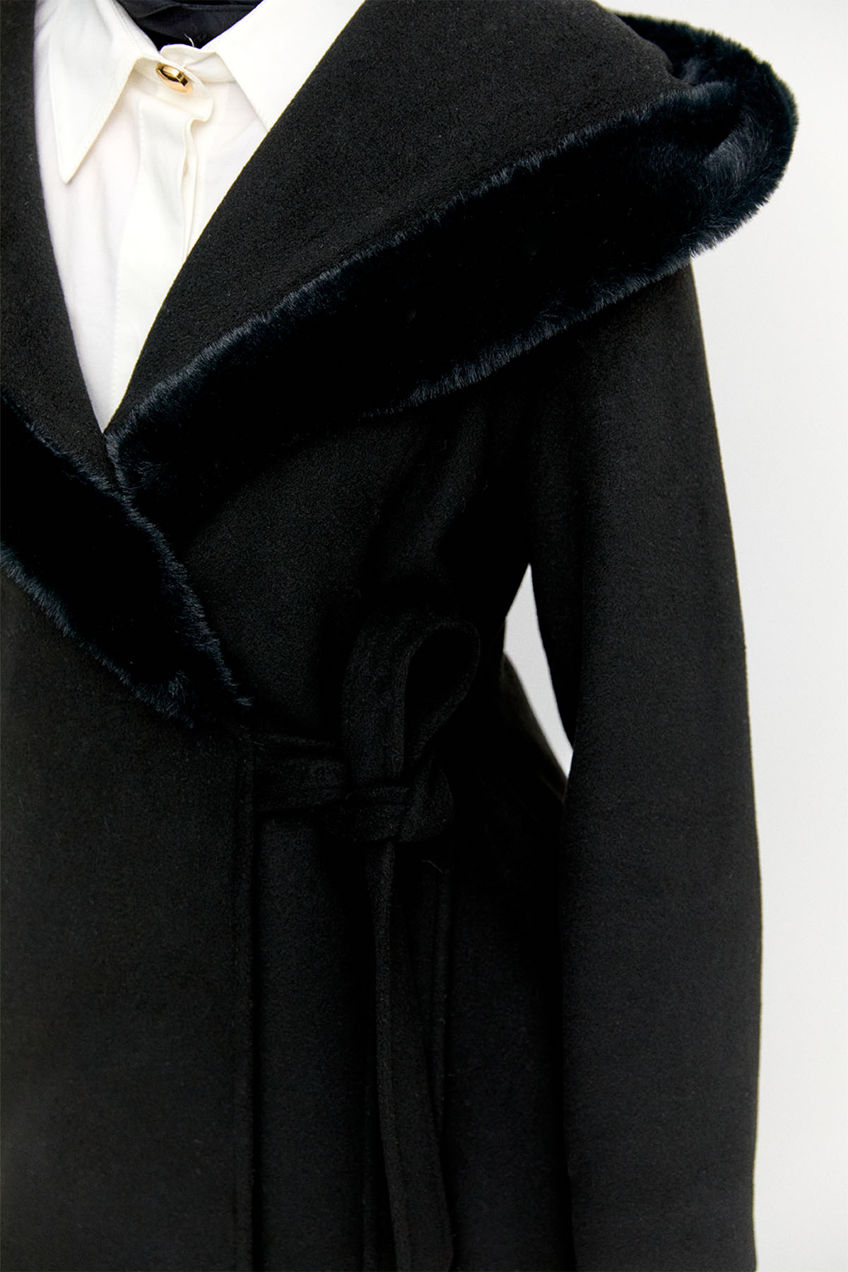 Suni Kürk Kapüşonlu Kuşaklı Kaban, Tesettür Giyim