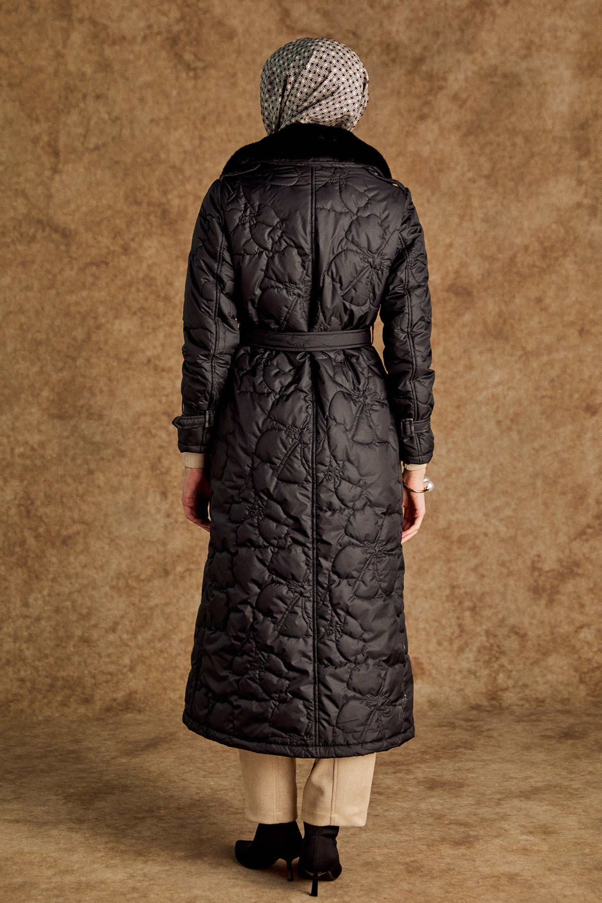 Suni Kürk Yakalı Kapitone Kruvaze Mont