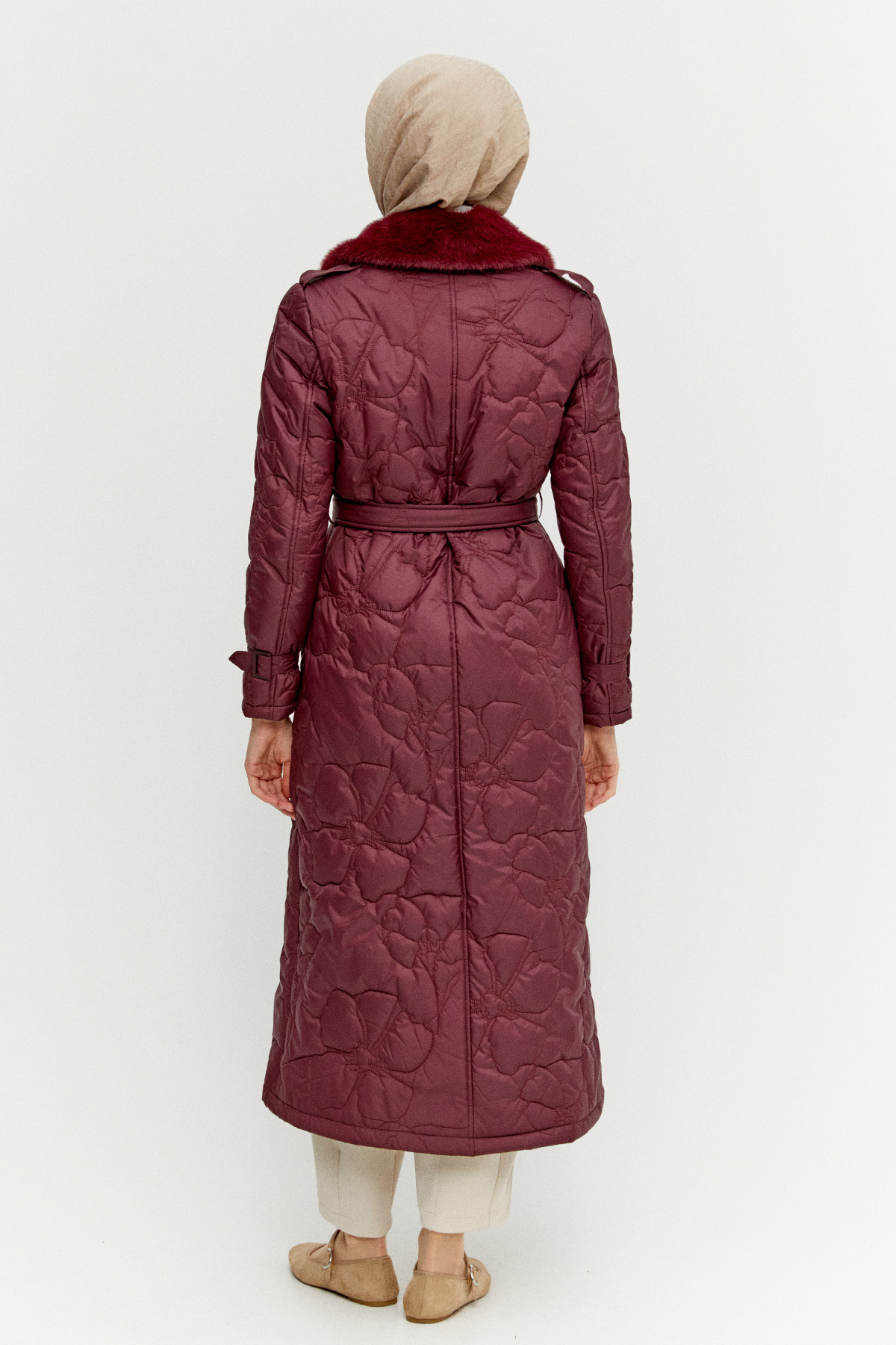 Çiçekli Kapitone Kruvaze Mont, Tesettür Giyim