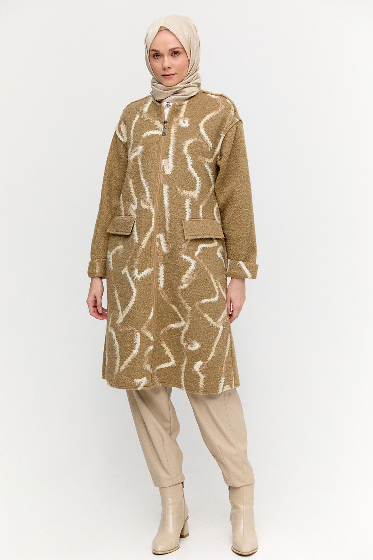 Desenli Fermuarlı Dokulu Kaban, Tesettür Giyim