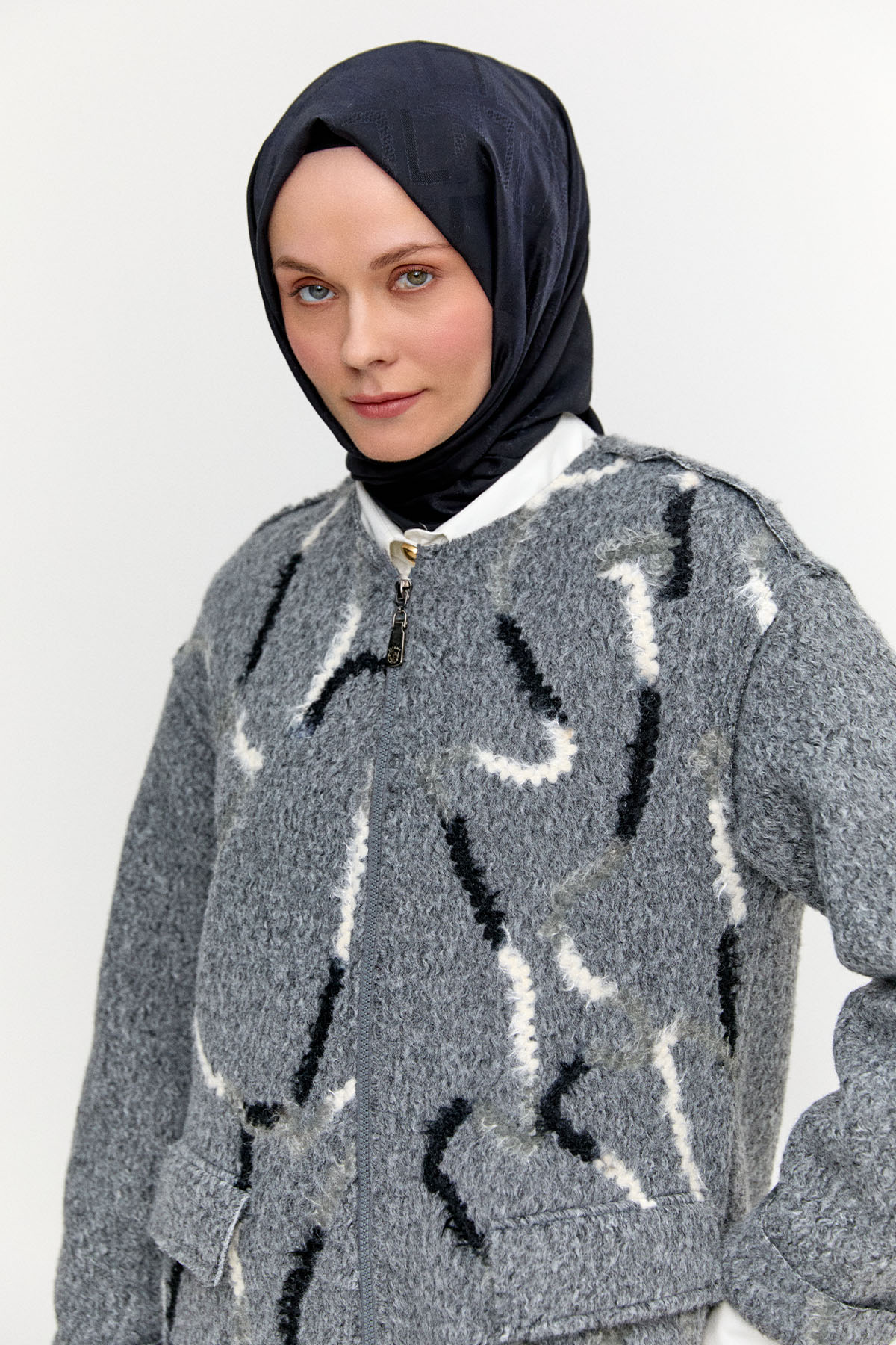 Desenli Fermuarlı Dokulu Kaban, Tesettür Giyim