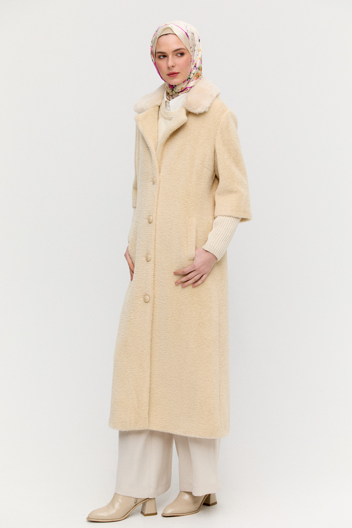 Ribanalı Angora Kaban, Tesettür Giyim