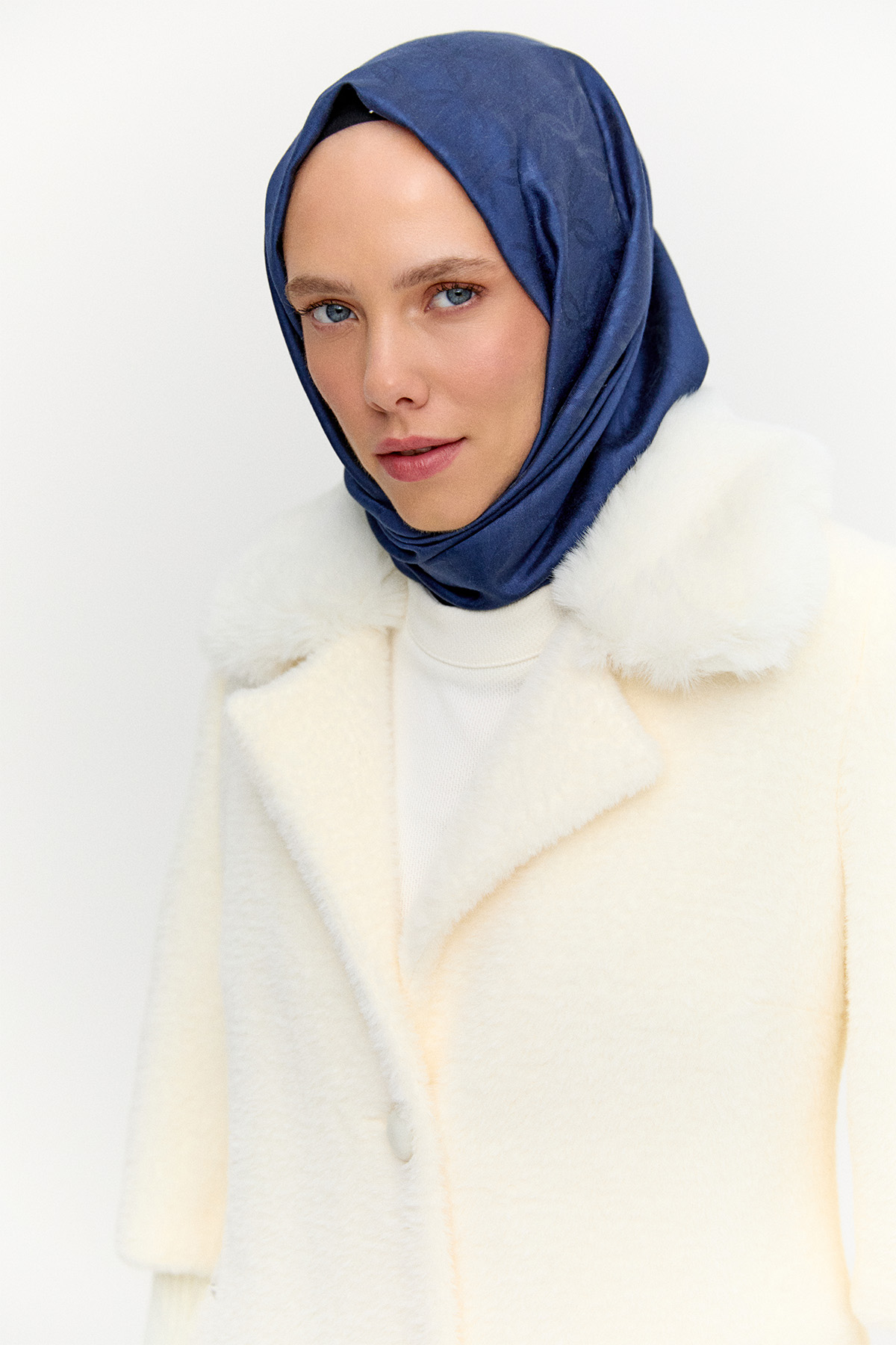 Ribanalı Angora Kaban, Tesettür Giyim