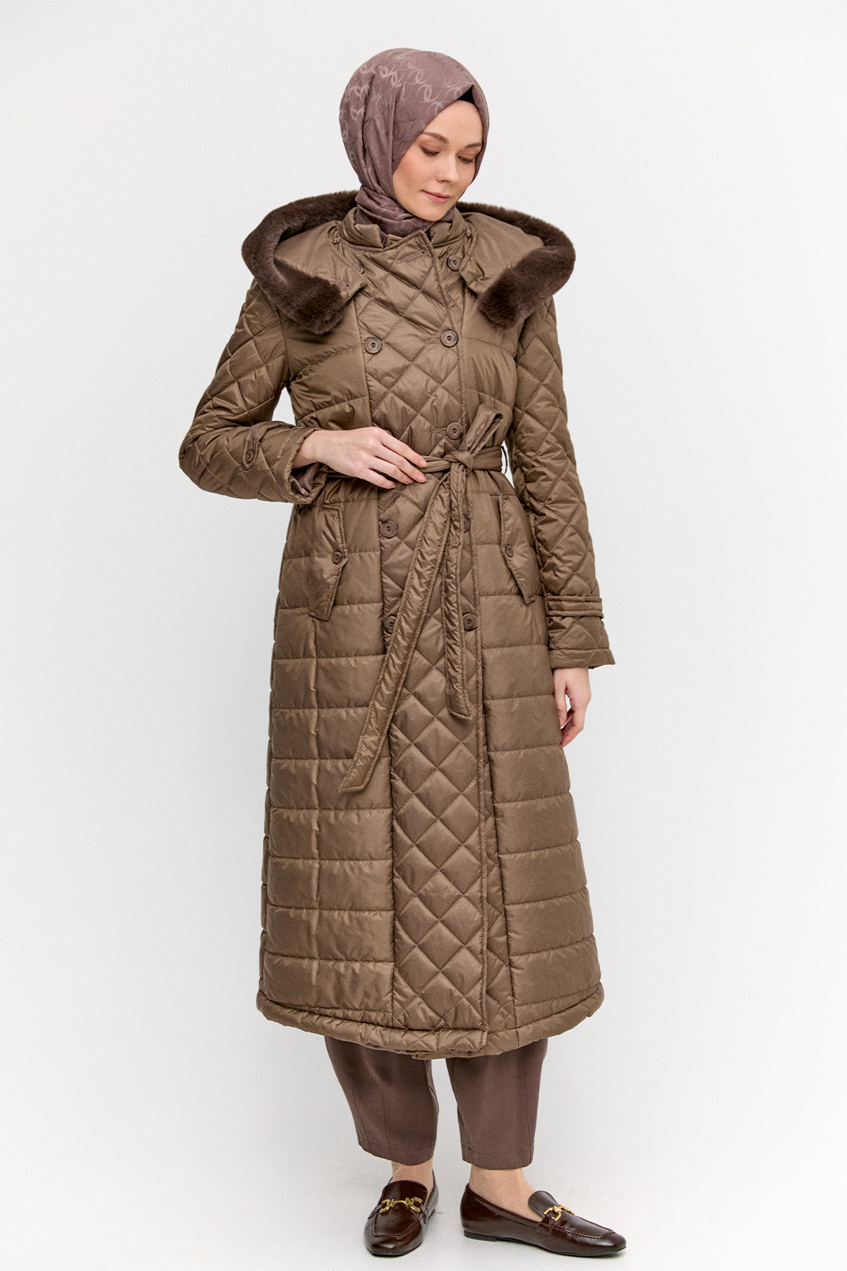 Kuşaklı Seyyar Kapüşonlu Şişme Kaban, Tesettür Giyim