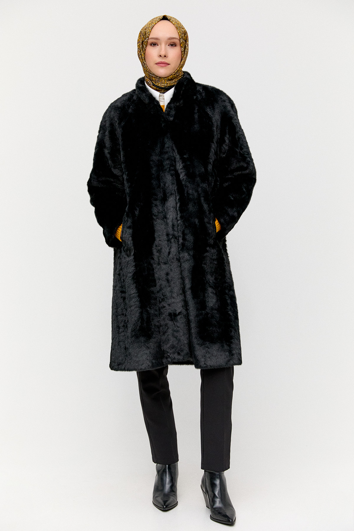 Suni Kürk Çift Cepli Kaban, Tesettür Giyim