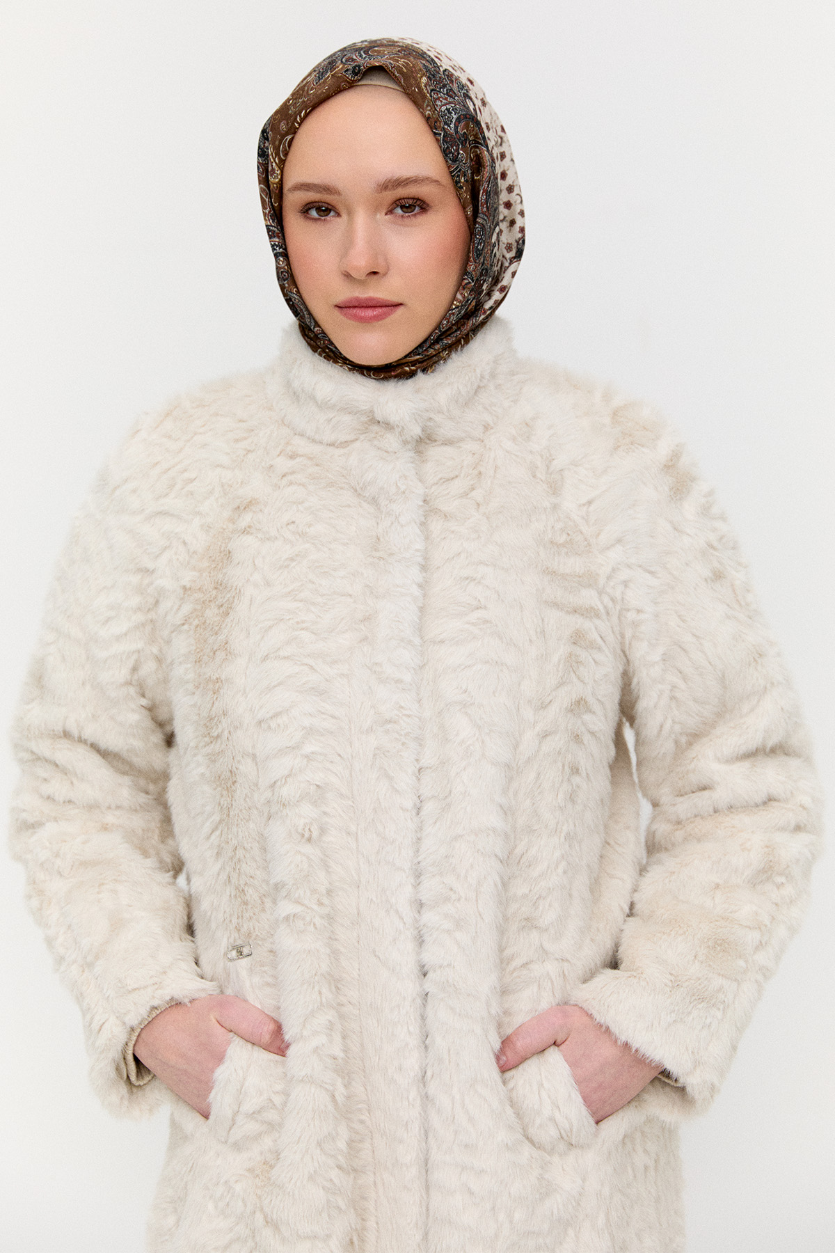 Suni Kürk Çift Cepli Kaban, Tesettür Giyim