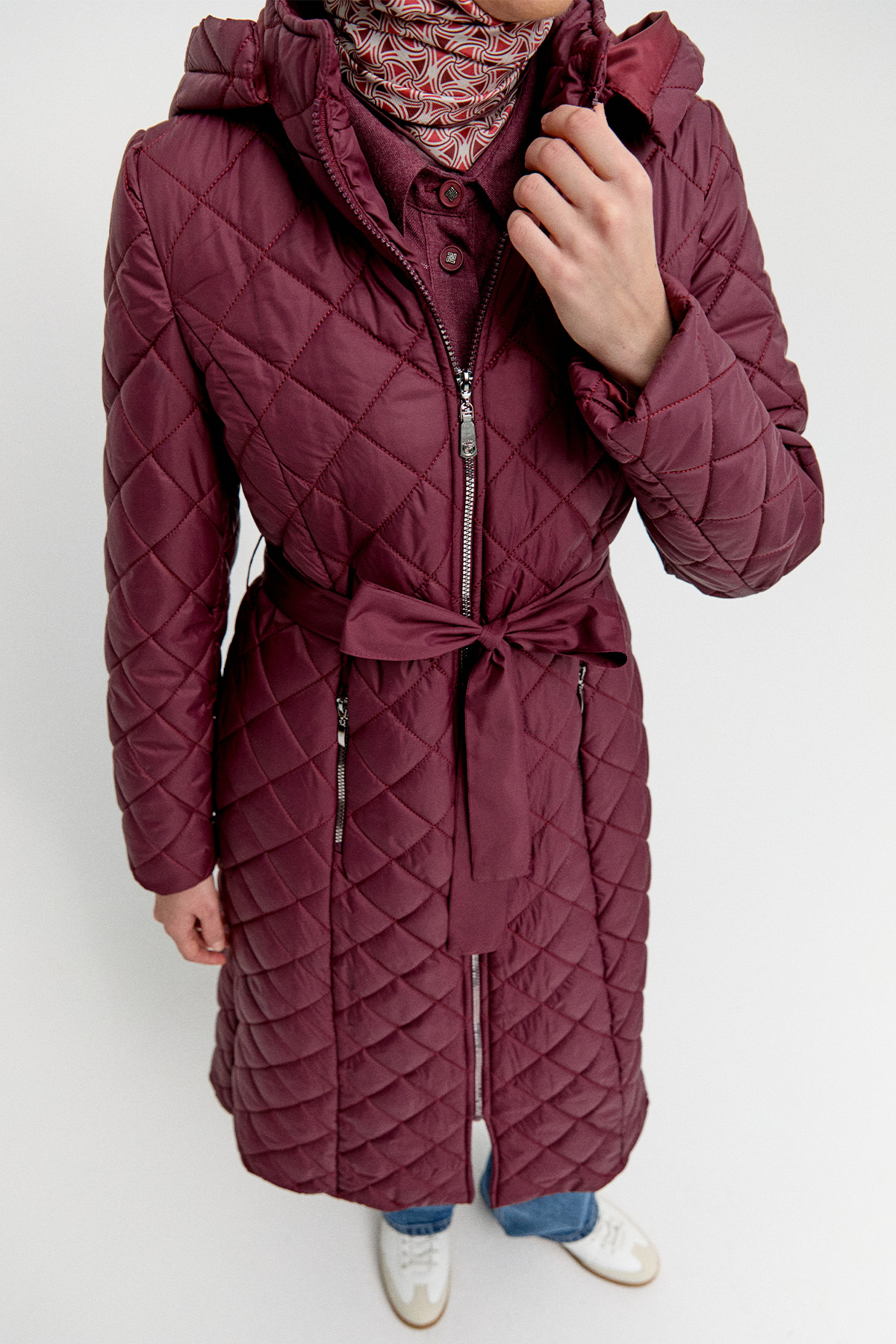 Kapüşonlu Kapitone Kaban, Tesettür Giyim