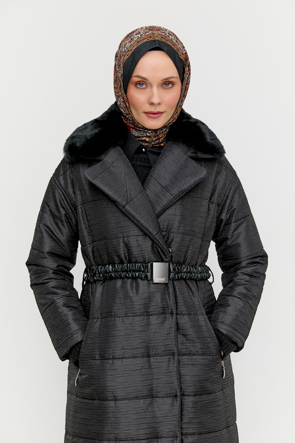 Suni Kürk Detaylı Kapitone Kaban, Tesettür Giyim