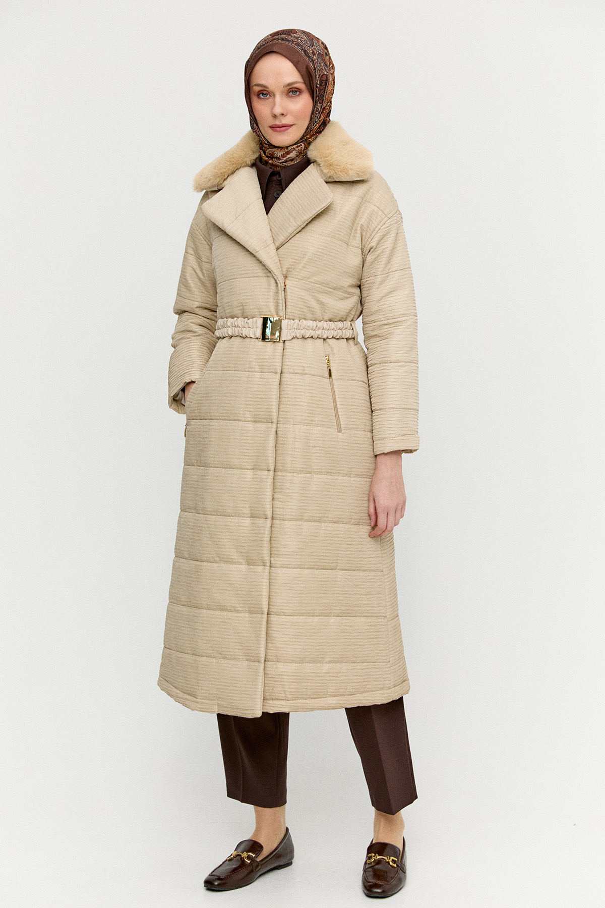 Suni Kürk Detaylı Kapitone Kaban, Tesettür Giyim