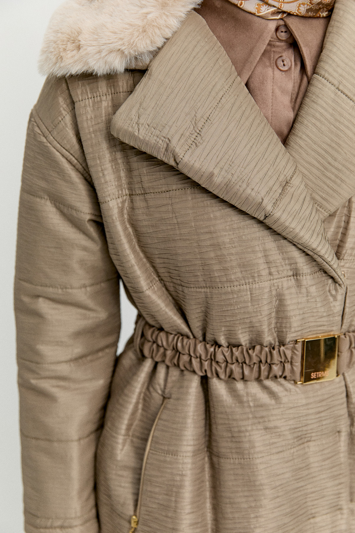 Suni Kürk Detaylı Kapitone Kaban, Tesettür Giyim