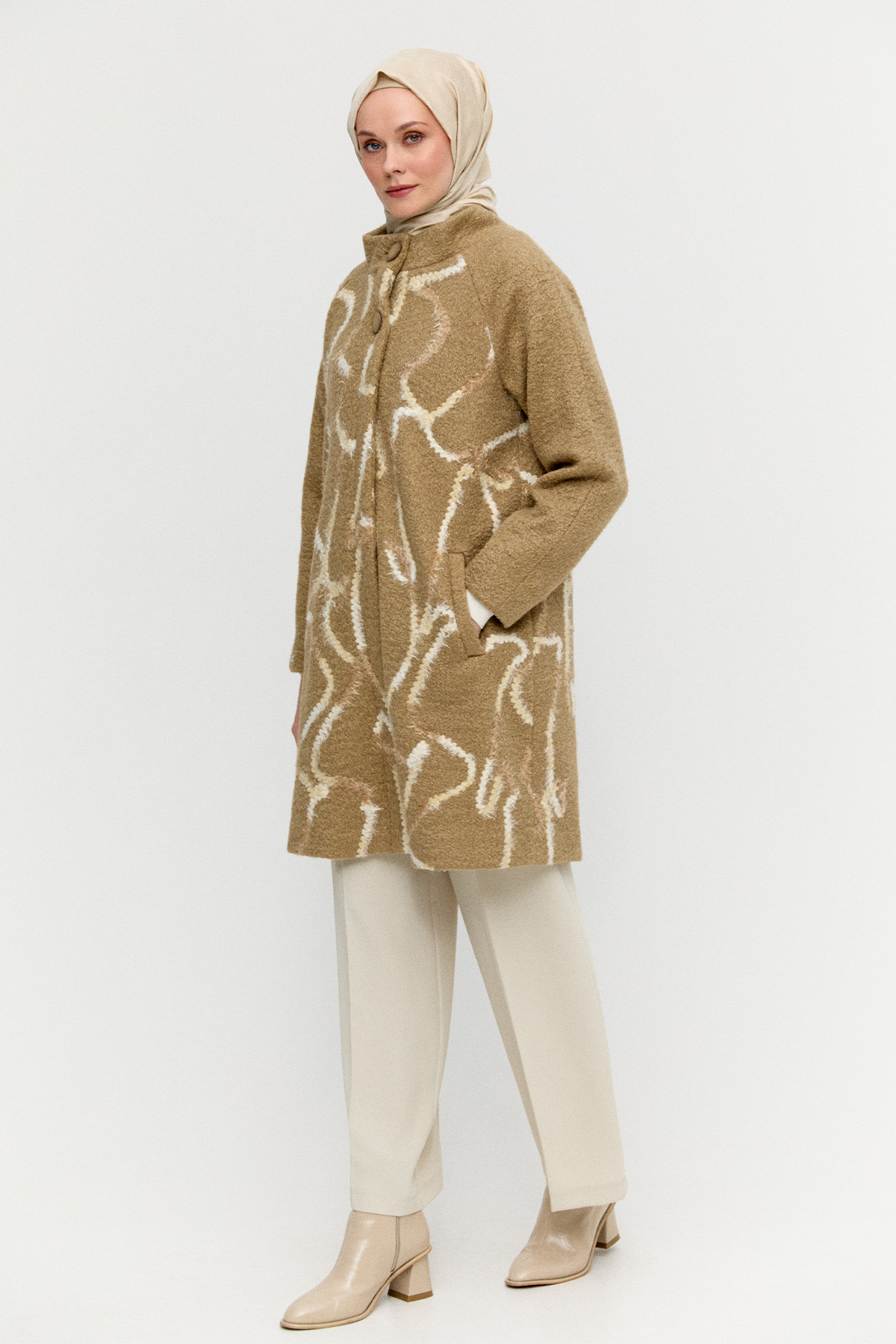 Gizli Pat İlik Düğmeli Dokulu Kaban, Tesettür Giyim