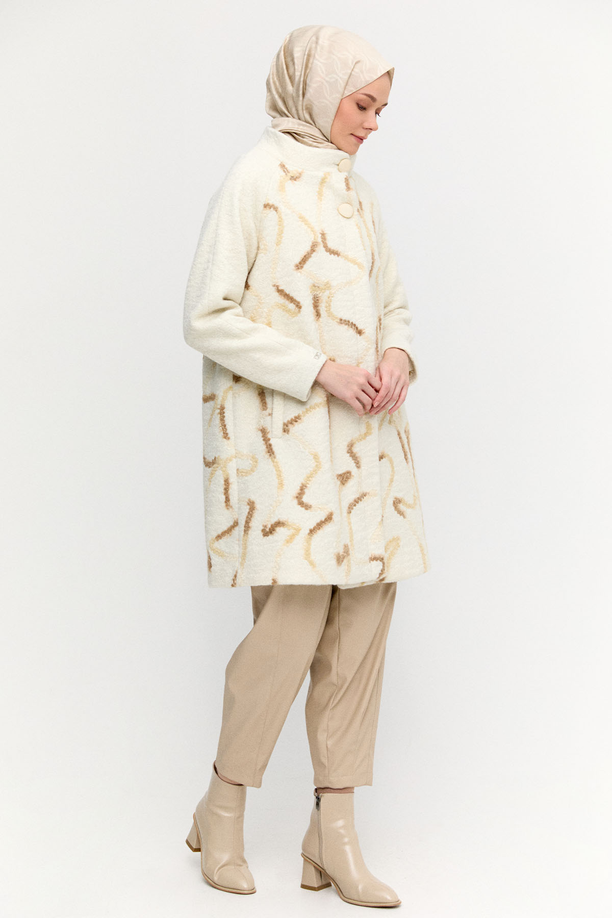 Gizli Pat İlik Düğmeli Dokulu Kaban, Tesettür Giyim