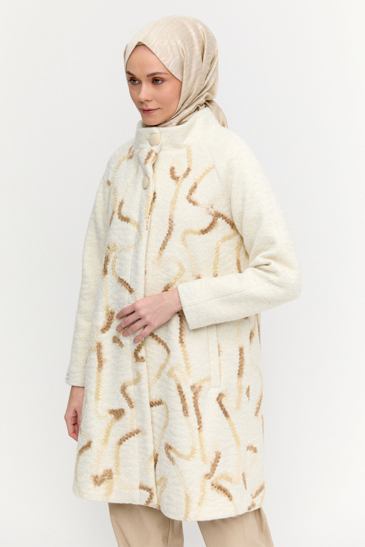 Gizli Pat İlik Düğmeli Dokulu Kaban, Tesettür Giyim