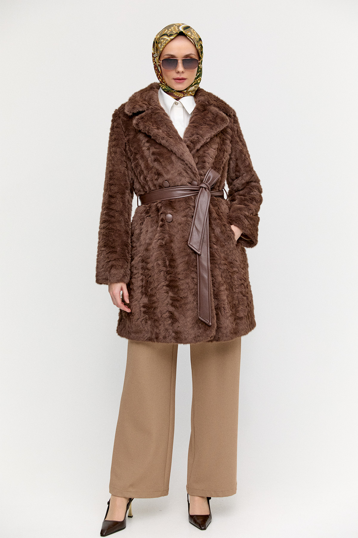 Kruvaze Kuşaklı Kürk Kaban, Tesettür Giyim