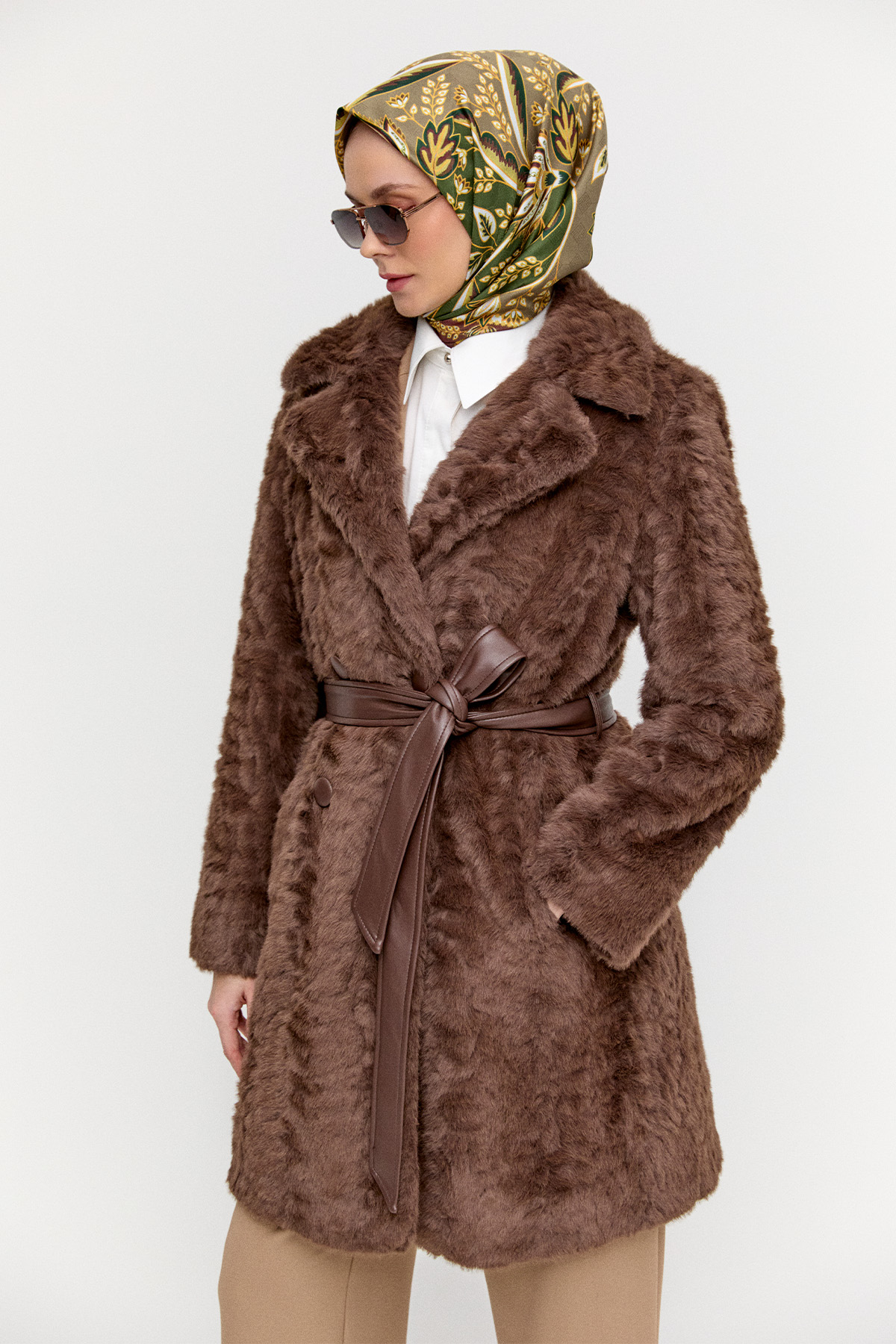 Kruvaze Kuşaklı Kürk Kaban, Tesettür Giyim