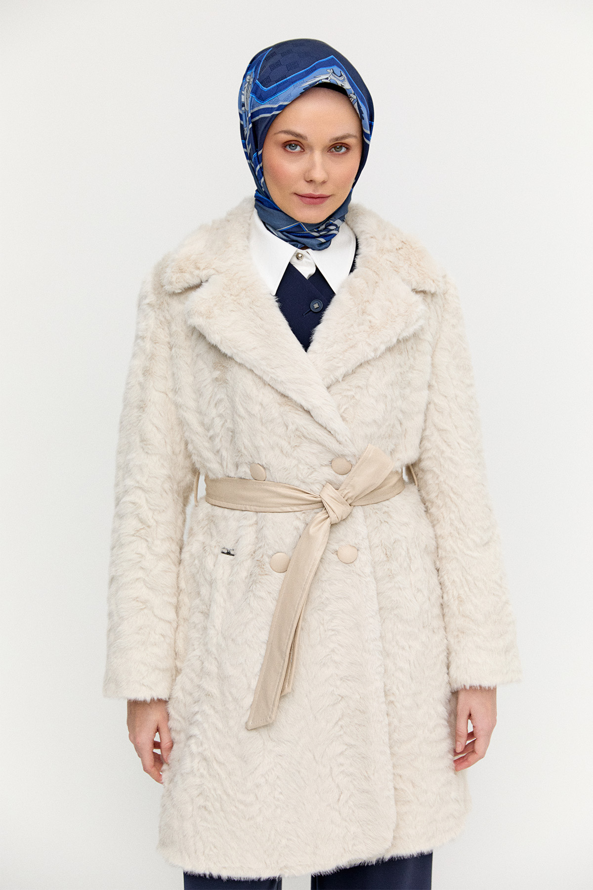 Kruvaze Kuşaklı Kürk Kaban, Tesettür Giyim