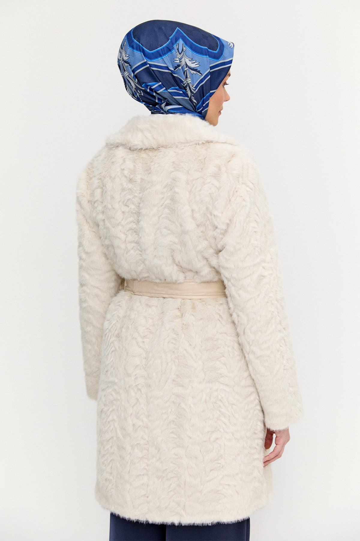 Kruvaze Kuşaklı Kürk Kaban, Tesettür Giyim