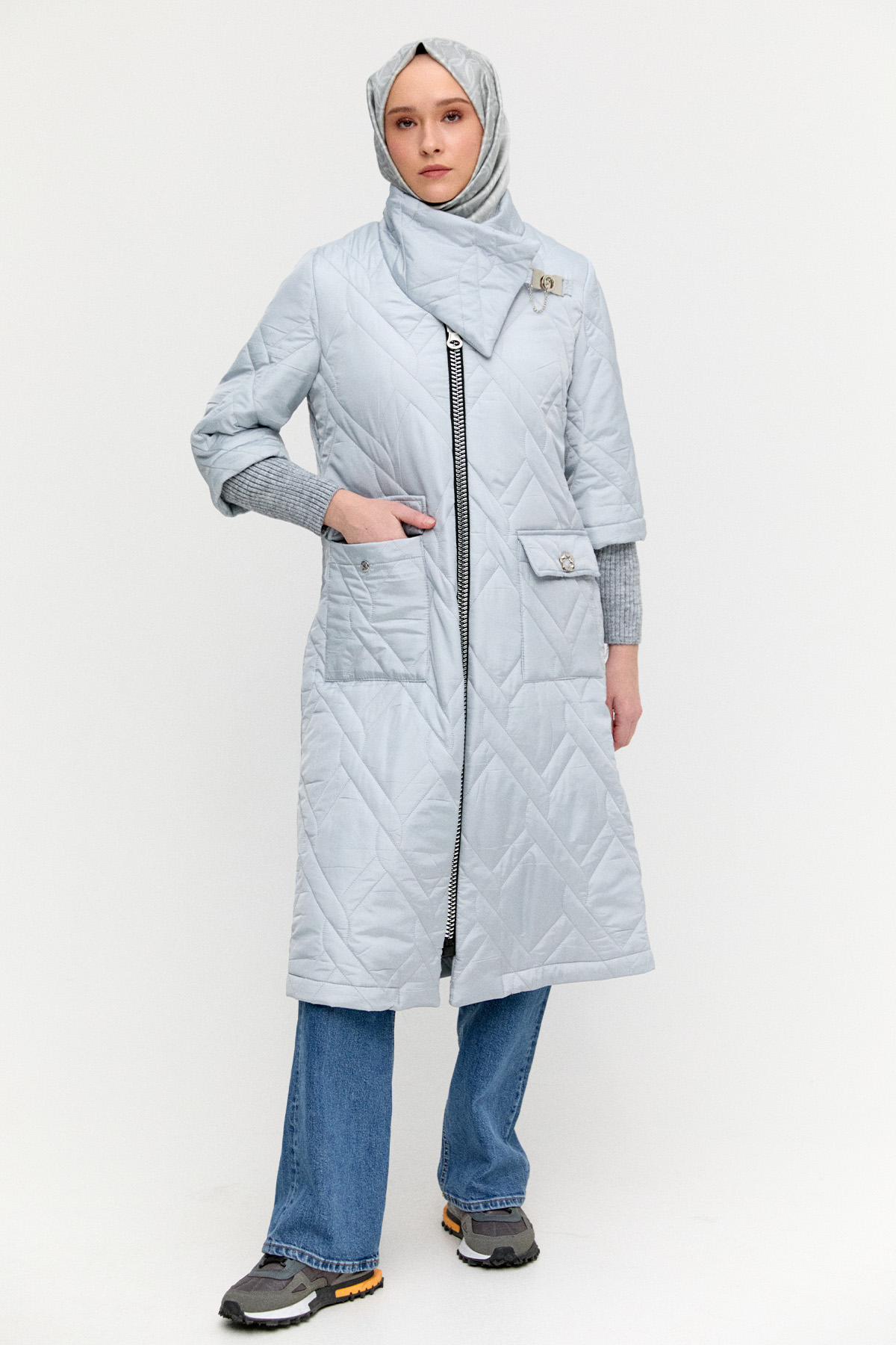 Mendil Yakalı Kapitone Kaban, Tesettür Giyim