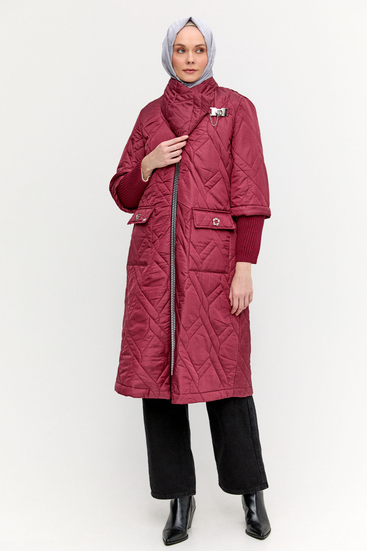 Mendil Yakalı Kapitone Kaban, Tesettür Giyim